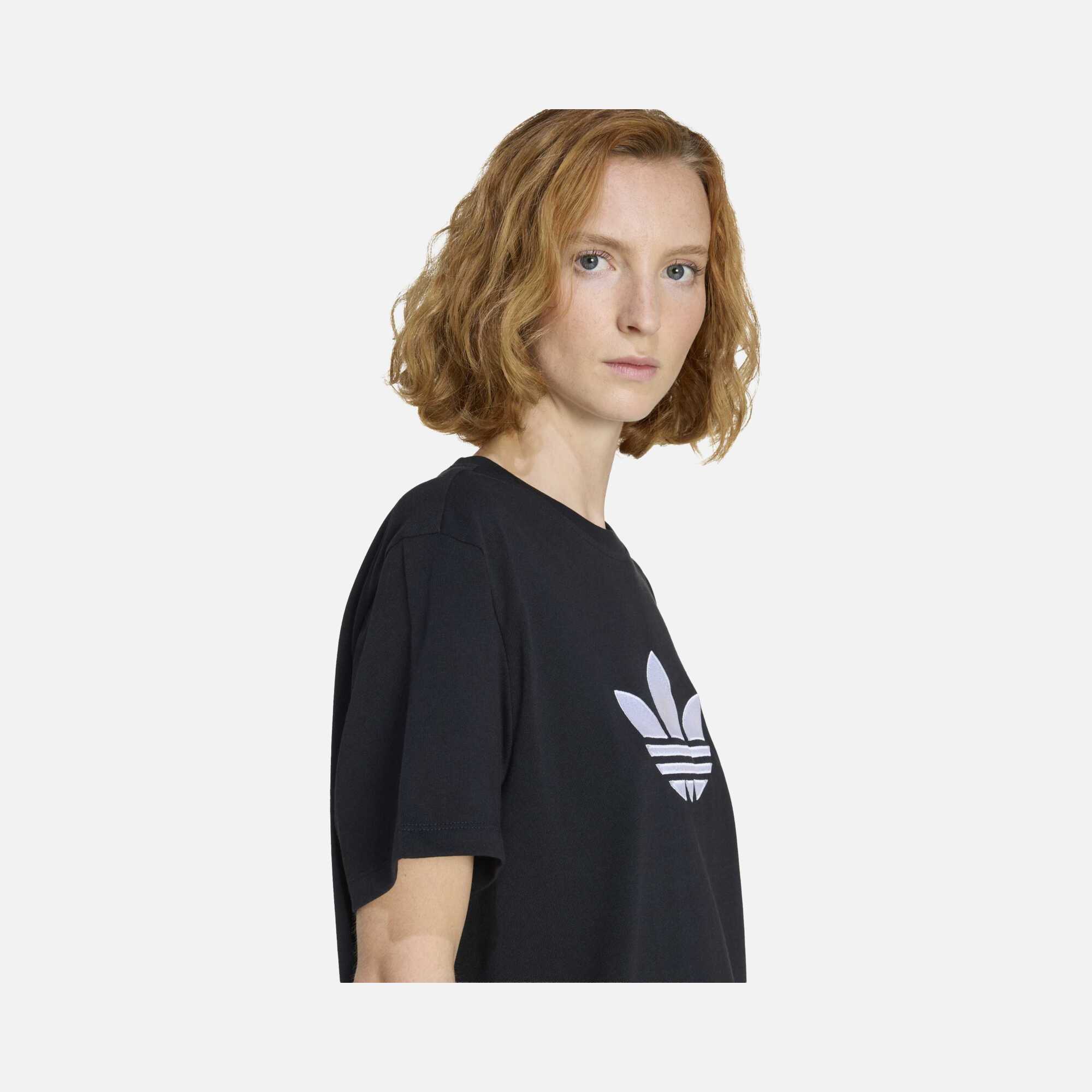 adidas Trefoil Boxy Kadın Tişört