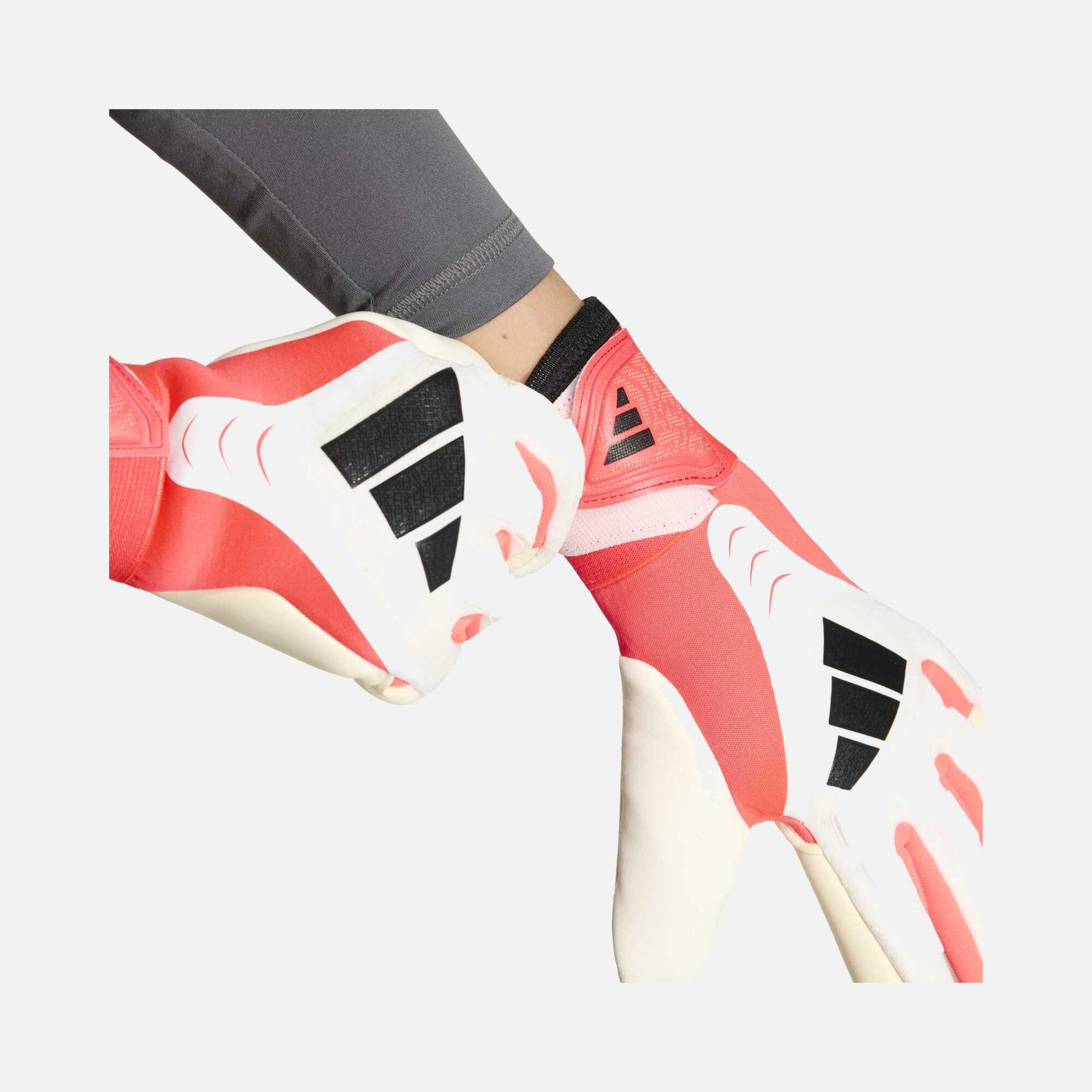 adidas Predator Goalkeeper Pro Jr. Kaleci Eldiveni