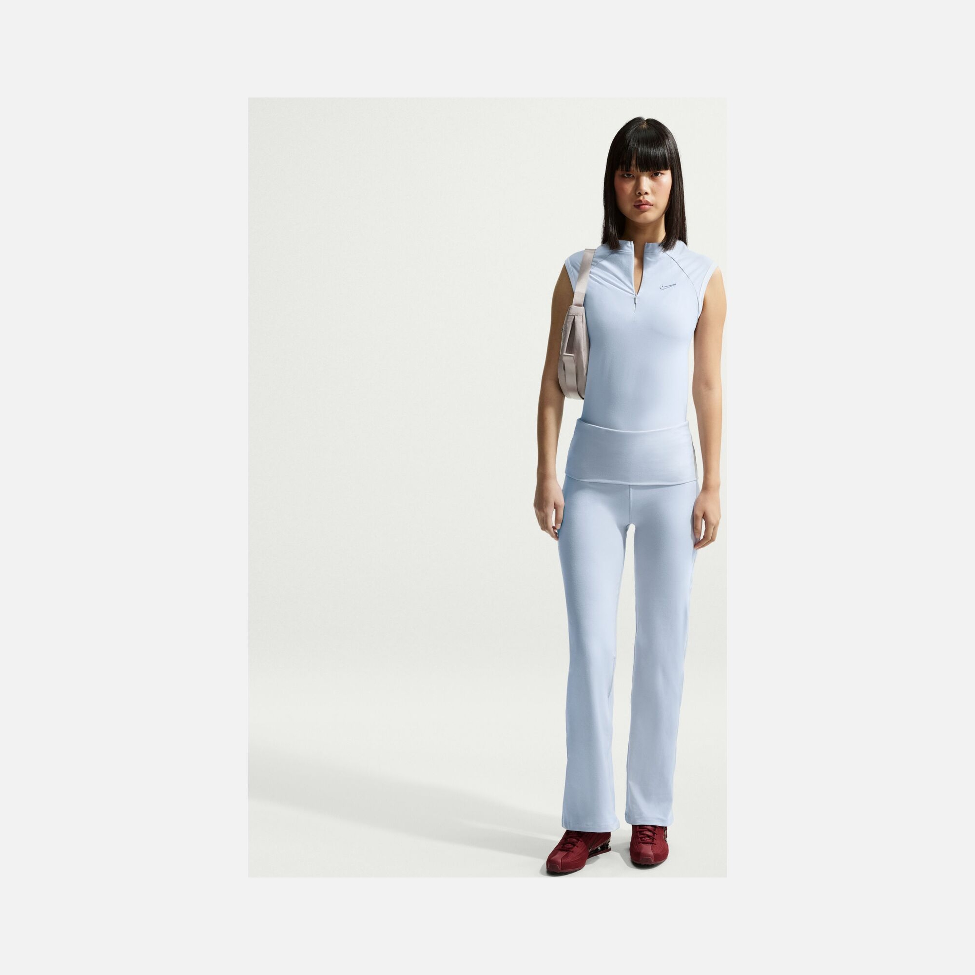 Женские брюки Nike Flared Pant Gls Pantolon