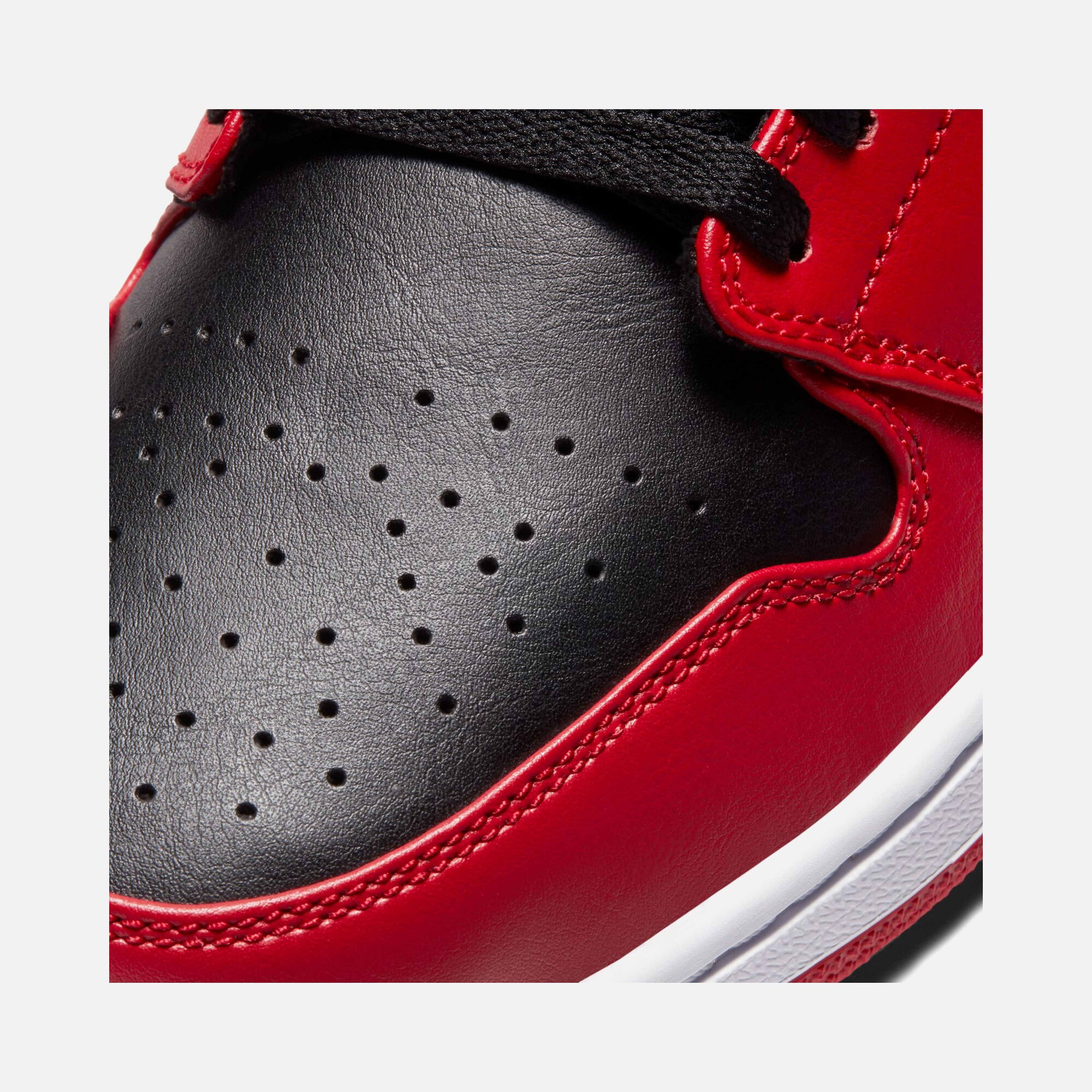 Nike Air Jordan 1 Low CO Erkek Spor Ayakkabı