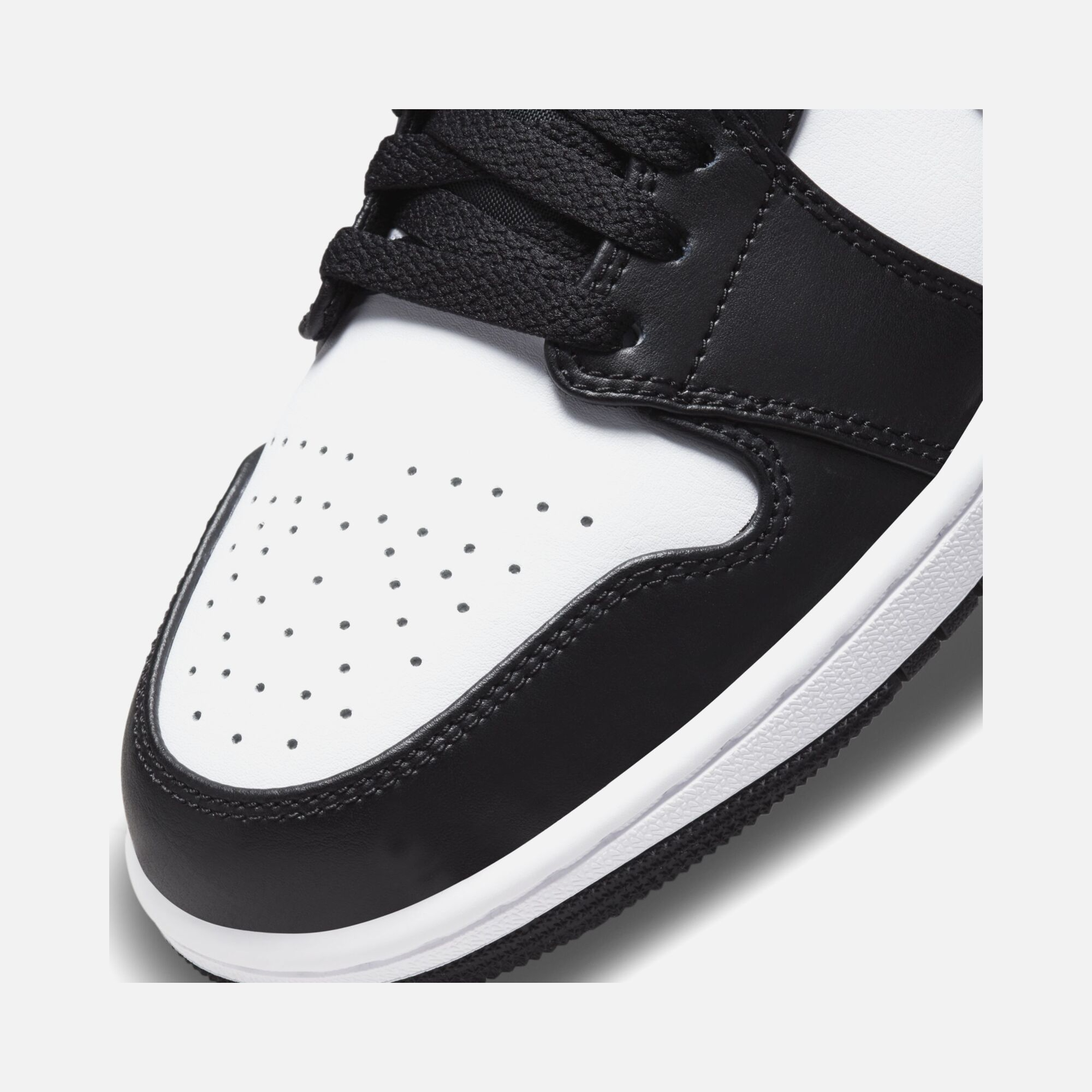 Nike Air Jordan 1 Low CO Erkek Spor Ayakkabı