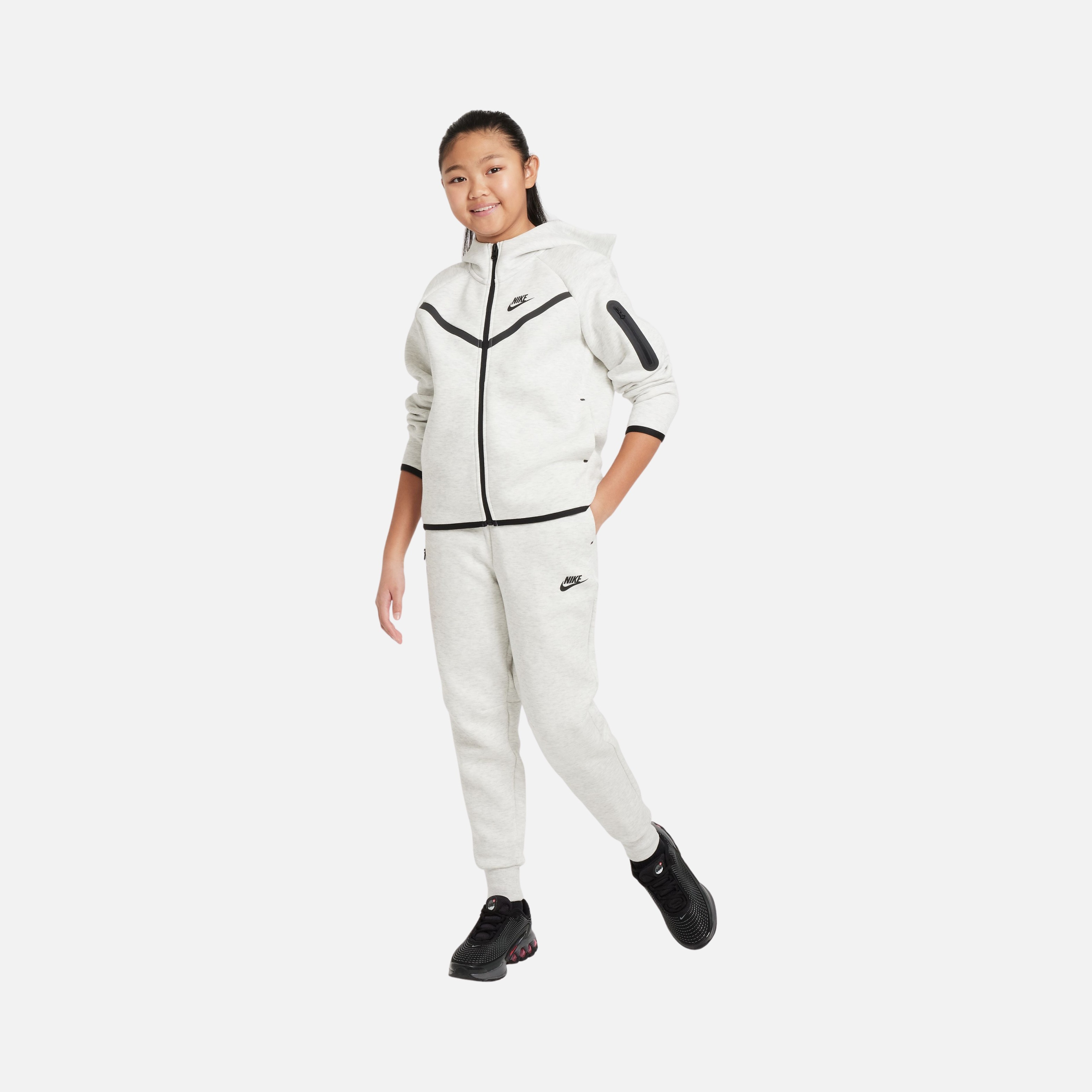 Nike Sportswear Tech Fleece SS25 (Girls) Çocuk Pantolon