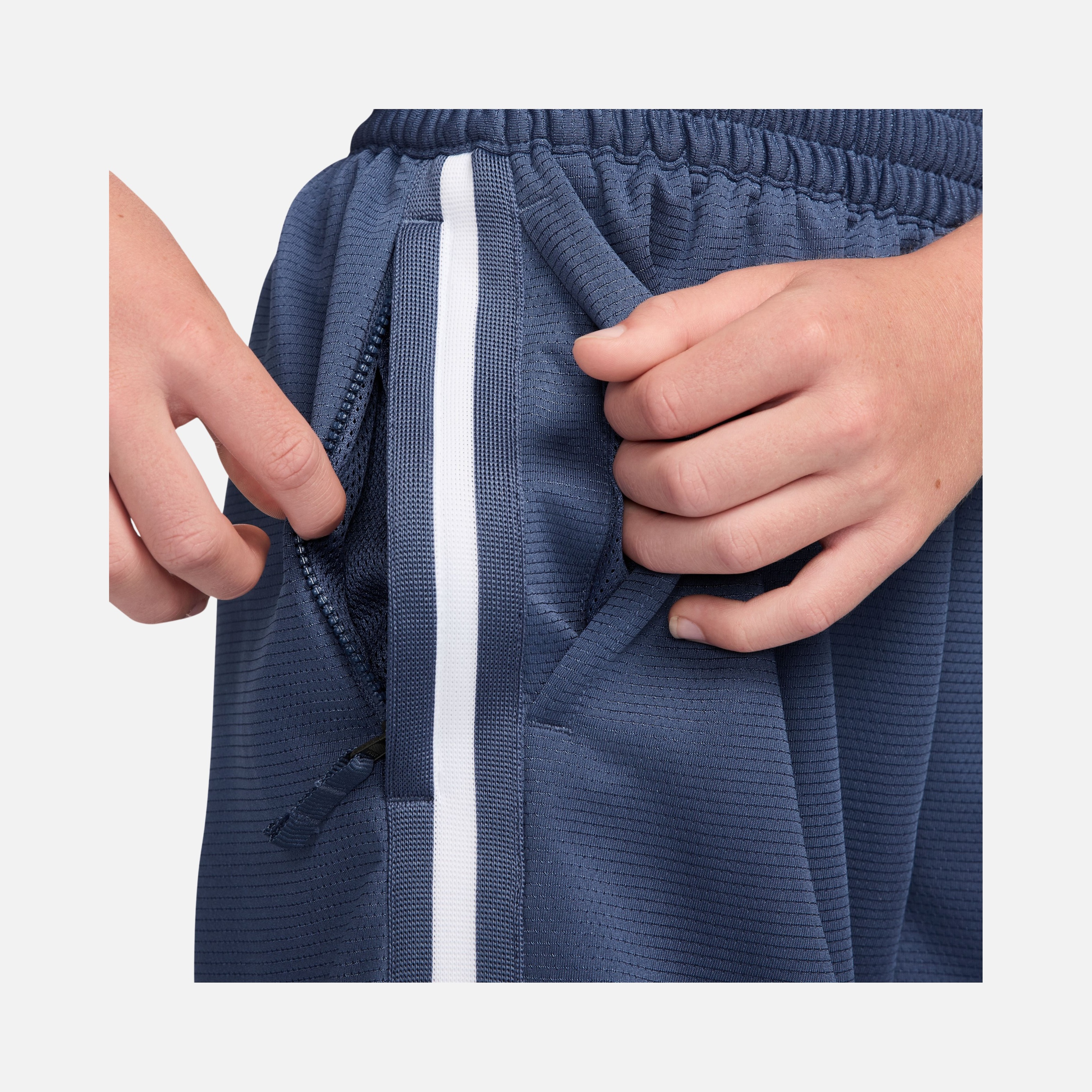 Nike Dri-Fit Dna 24 Short 5 In Çocuk Şort