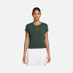 Nike Sportswear Essentials Chill Knit Short-Sleeve Kadın Tişört