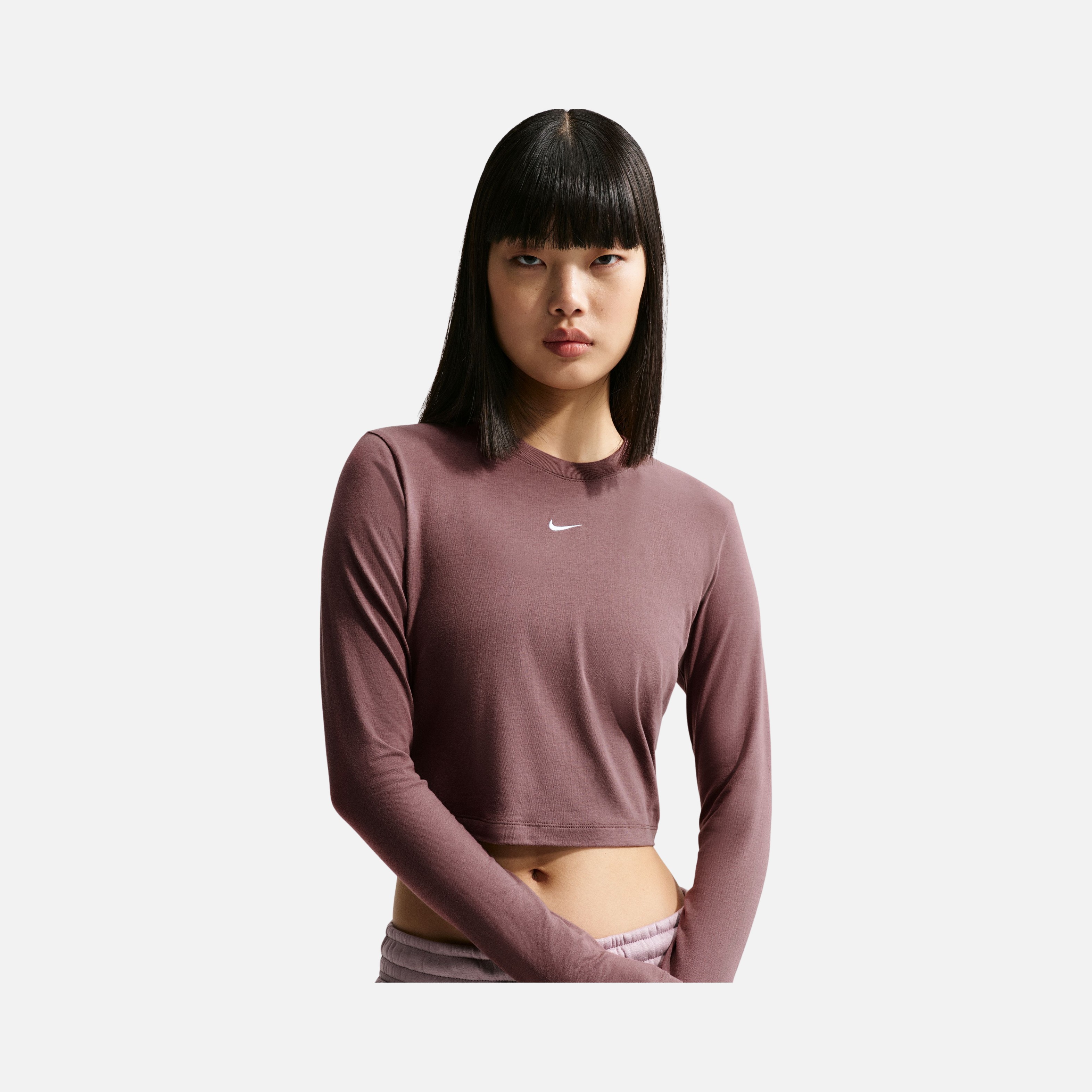 Nike Sportswear Chill Knit Slim Cropped Long-Sleeve Kadın Tişört