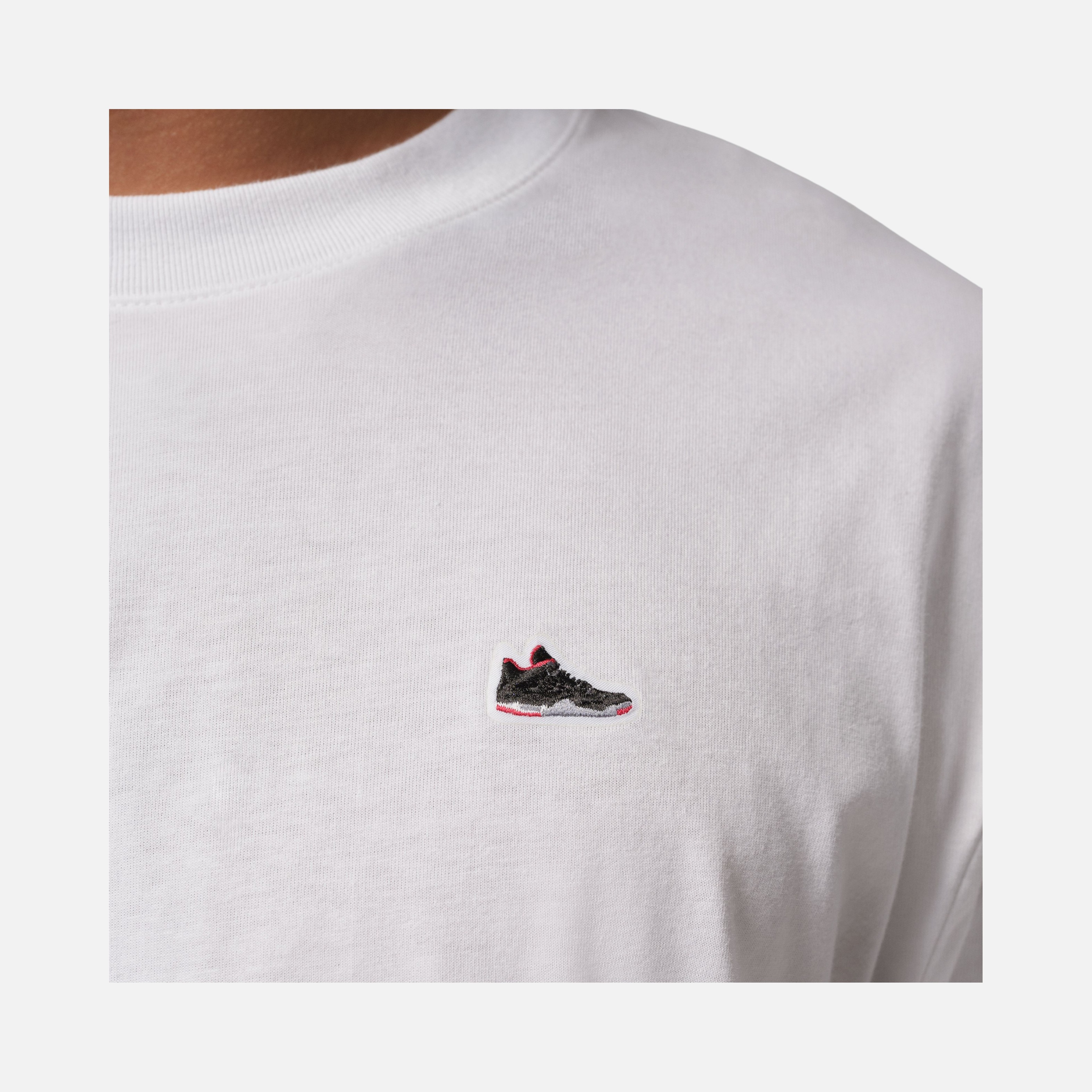 Nike MJ Brand Br Snkr Pch Ss Crew Erkek Tişört