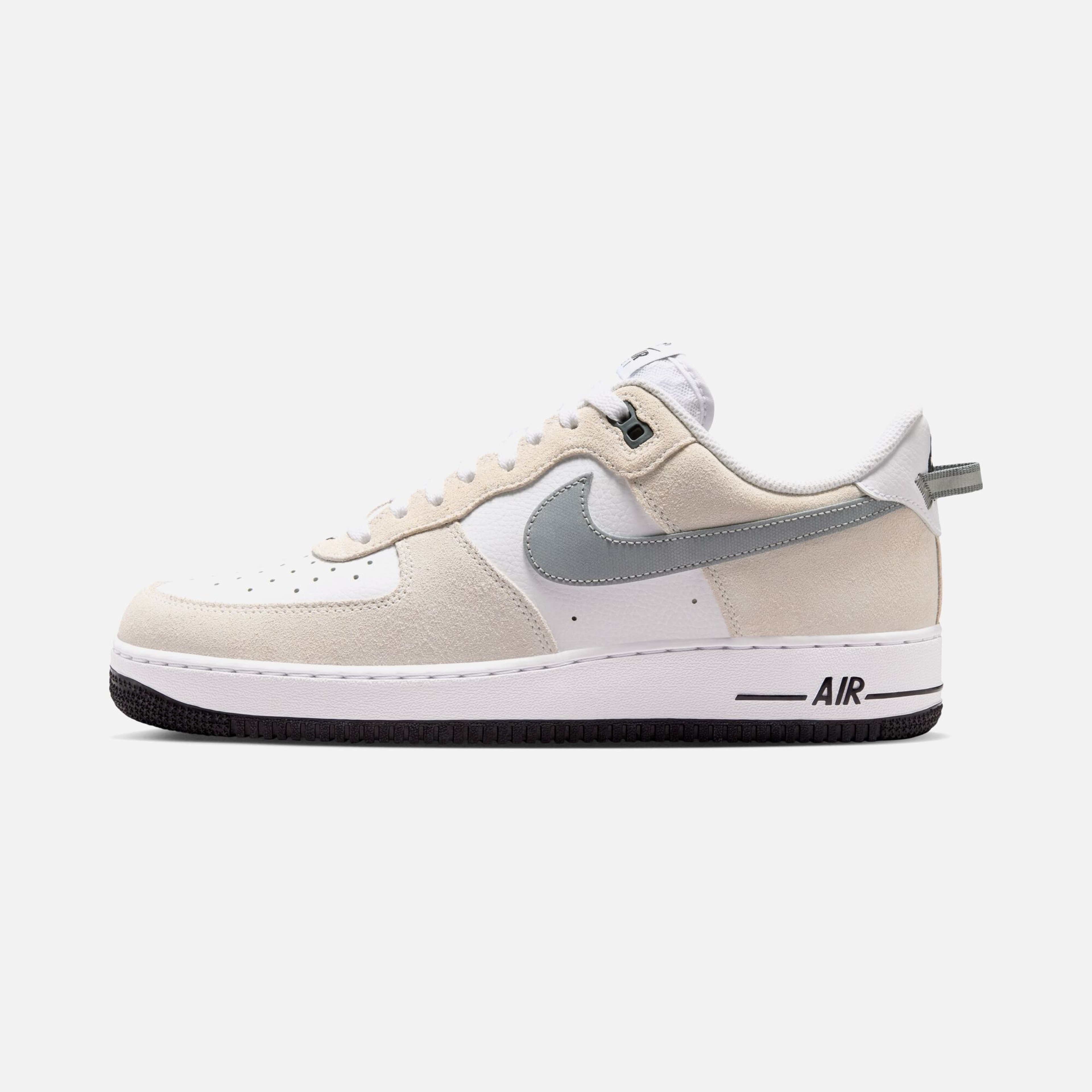 Nike Air Force 1 '07 Lv8 SU26 Erkek Spor Ayakkabı