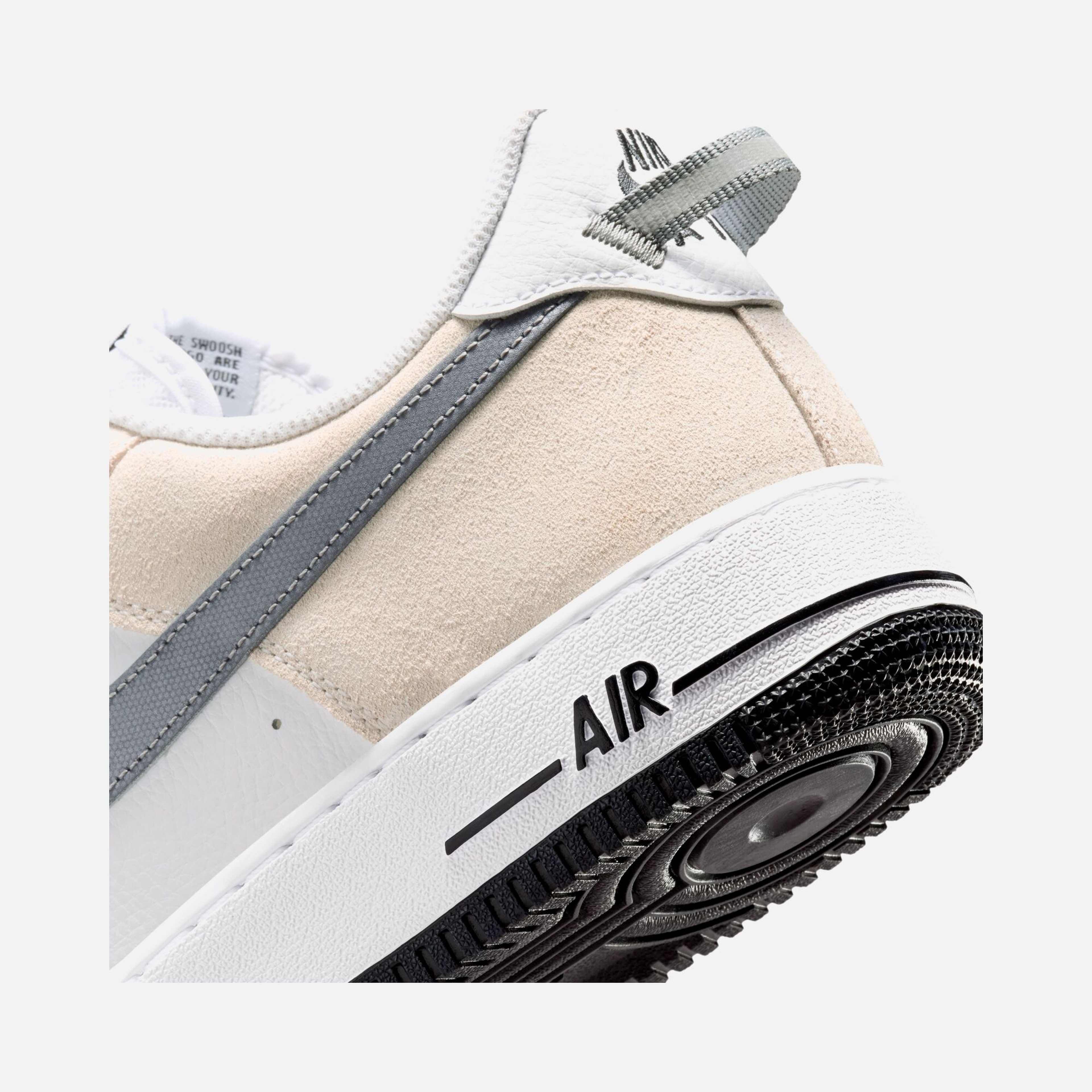 Nike Air Force 1 '07 Lv8 SU26 Erkek Spor Ayakkabı