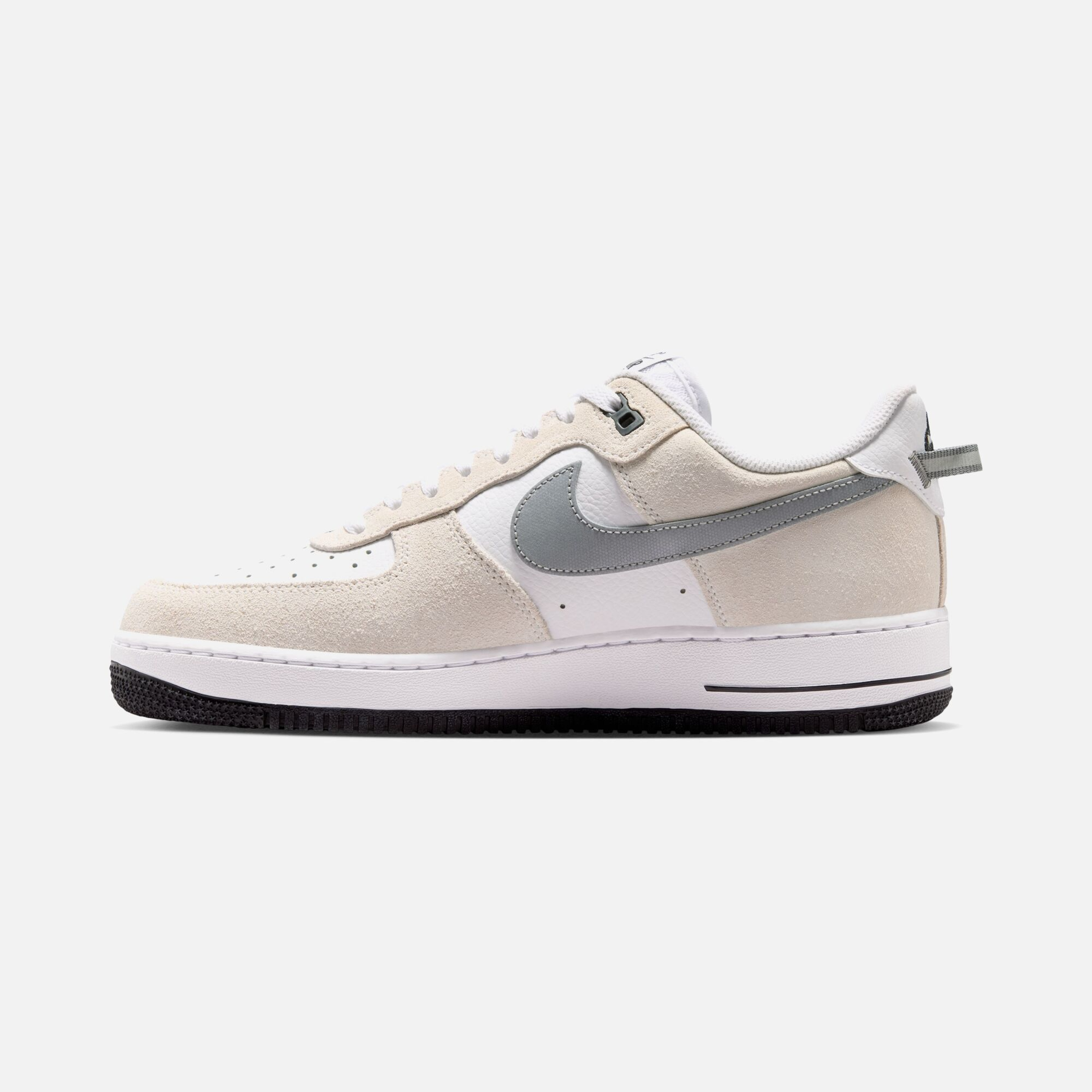 Nike Air Force 1 '07 Lv8 SU26 Erkek Spor Ayakkabı