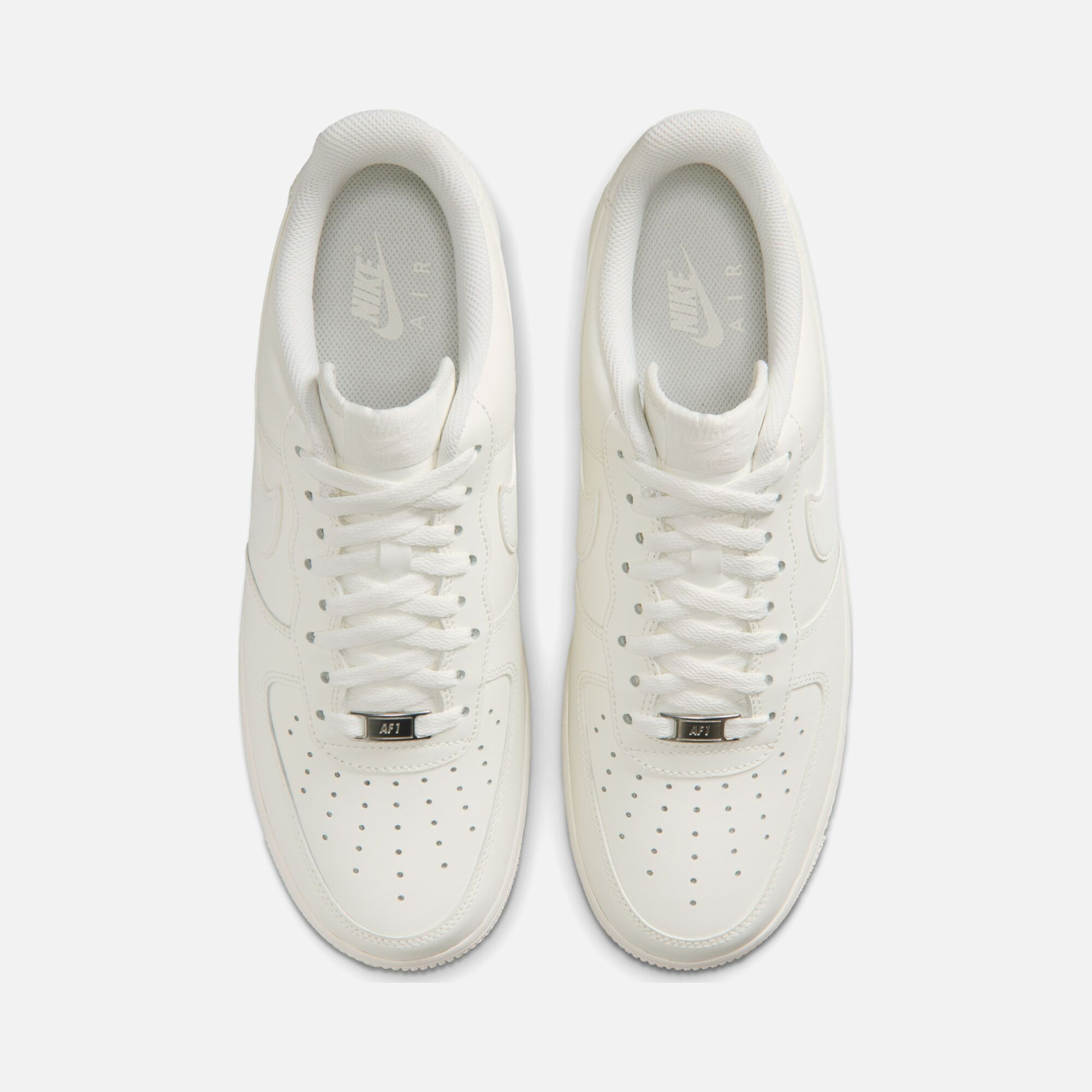 Nike Air Force 1 07 Erkek Spor Ayakkabı