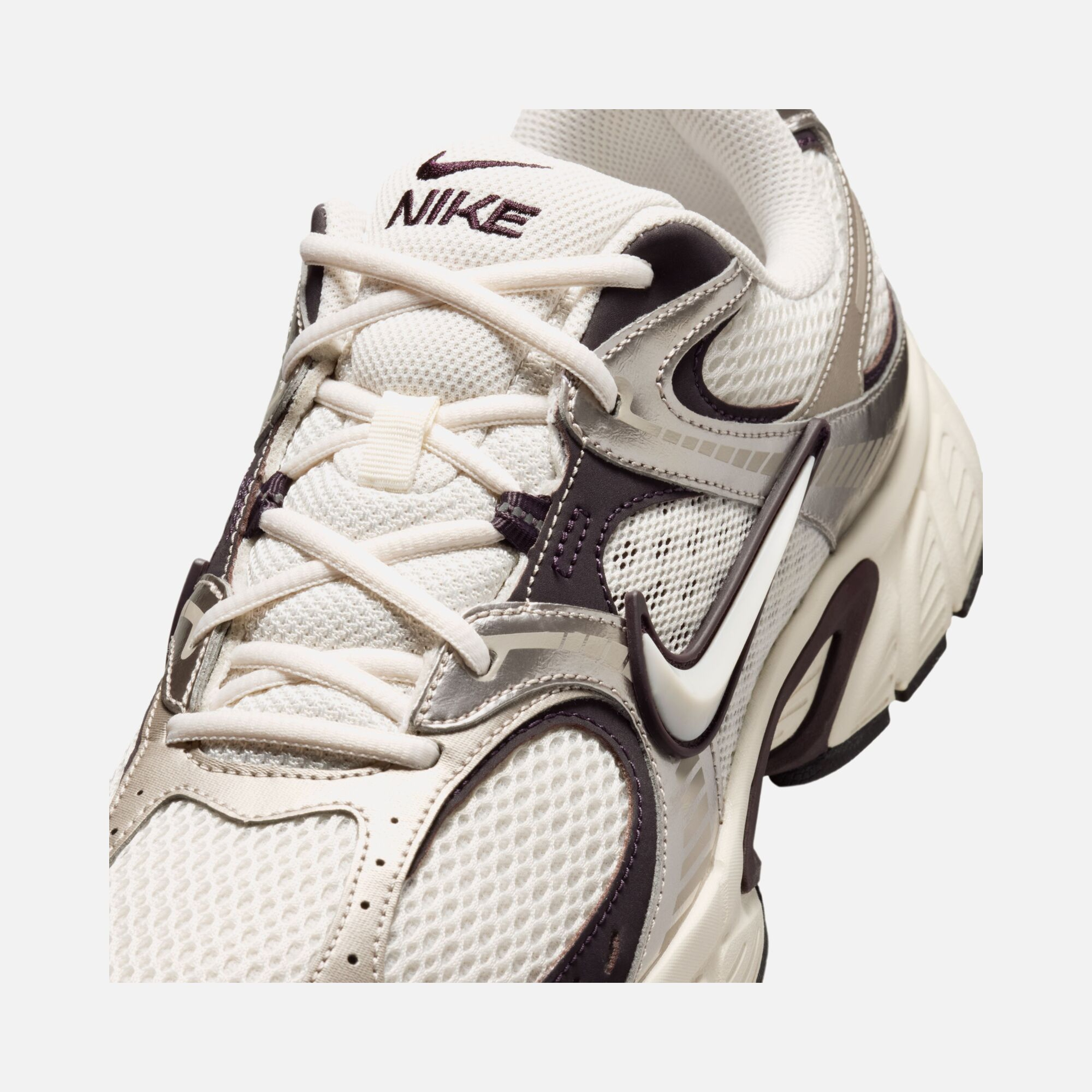 Nike V5 RNR Erkek Spor Ayakkabı