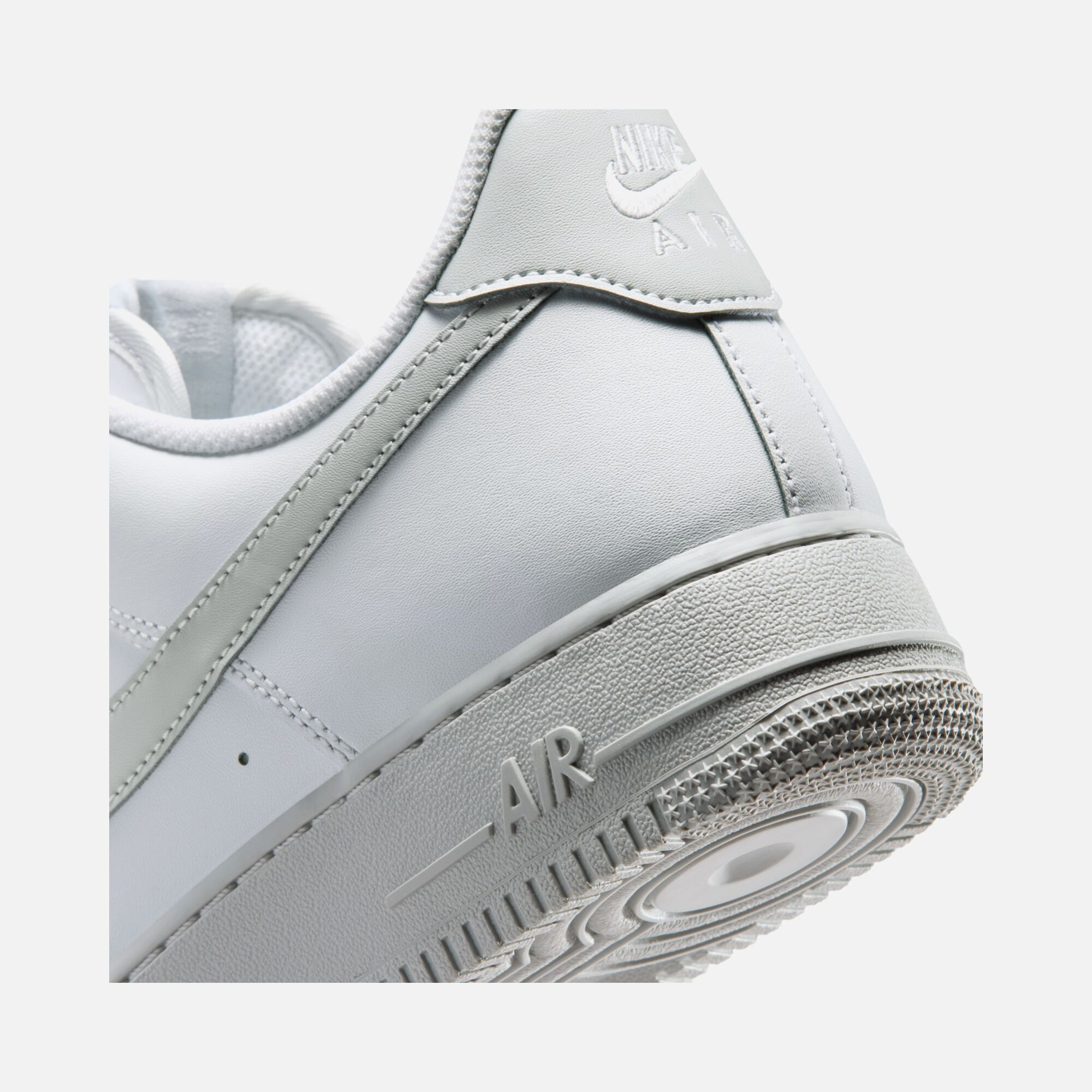 Nike Air Force 1 07 26 Erkek Spor Ayakkabı