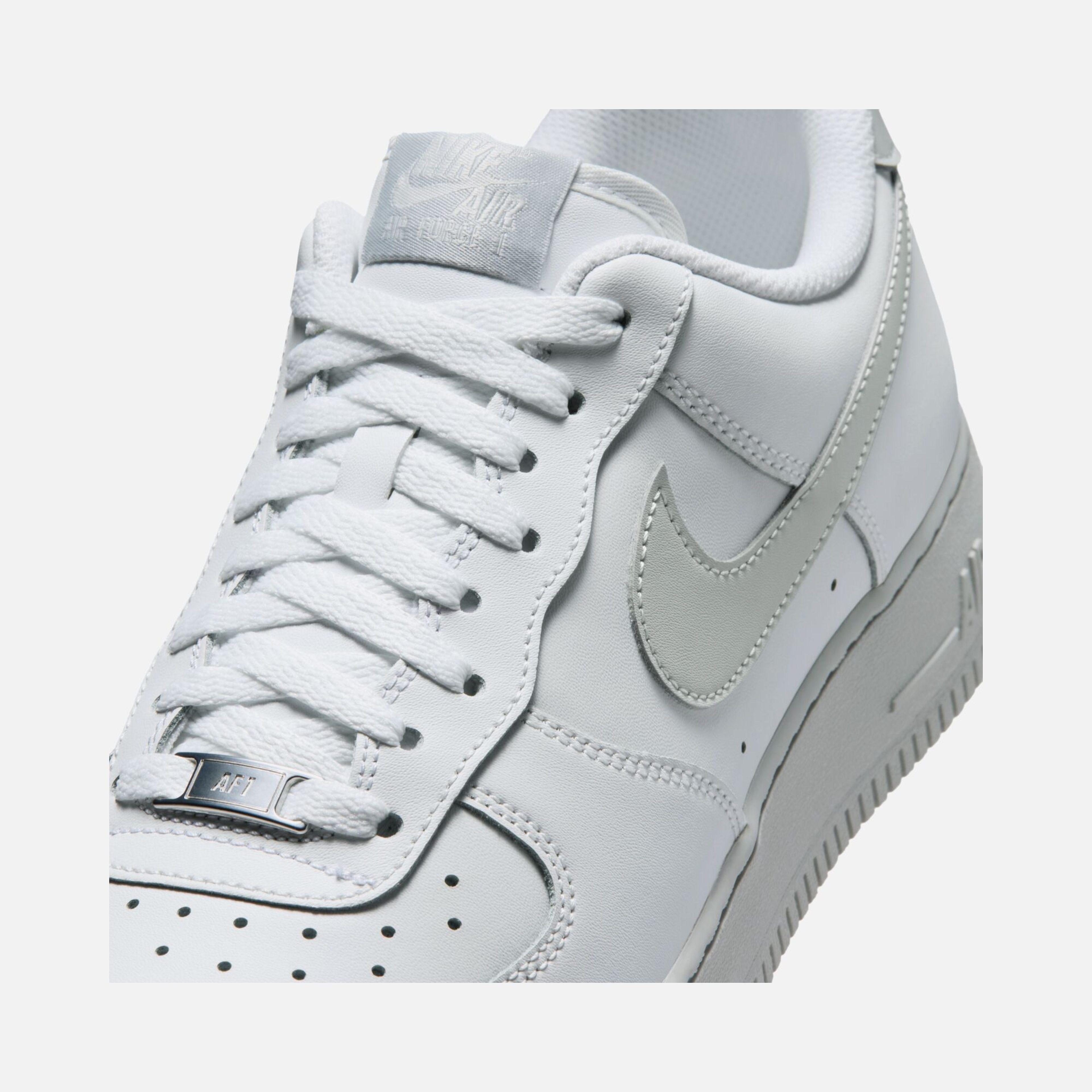 Nike Air Force 1 07 26 Erkek Spor Ayakkabı
