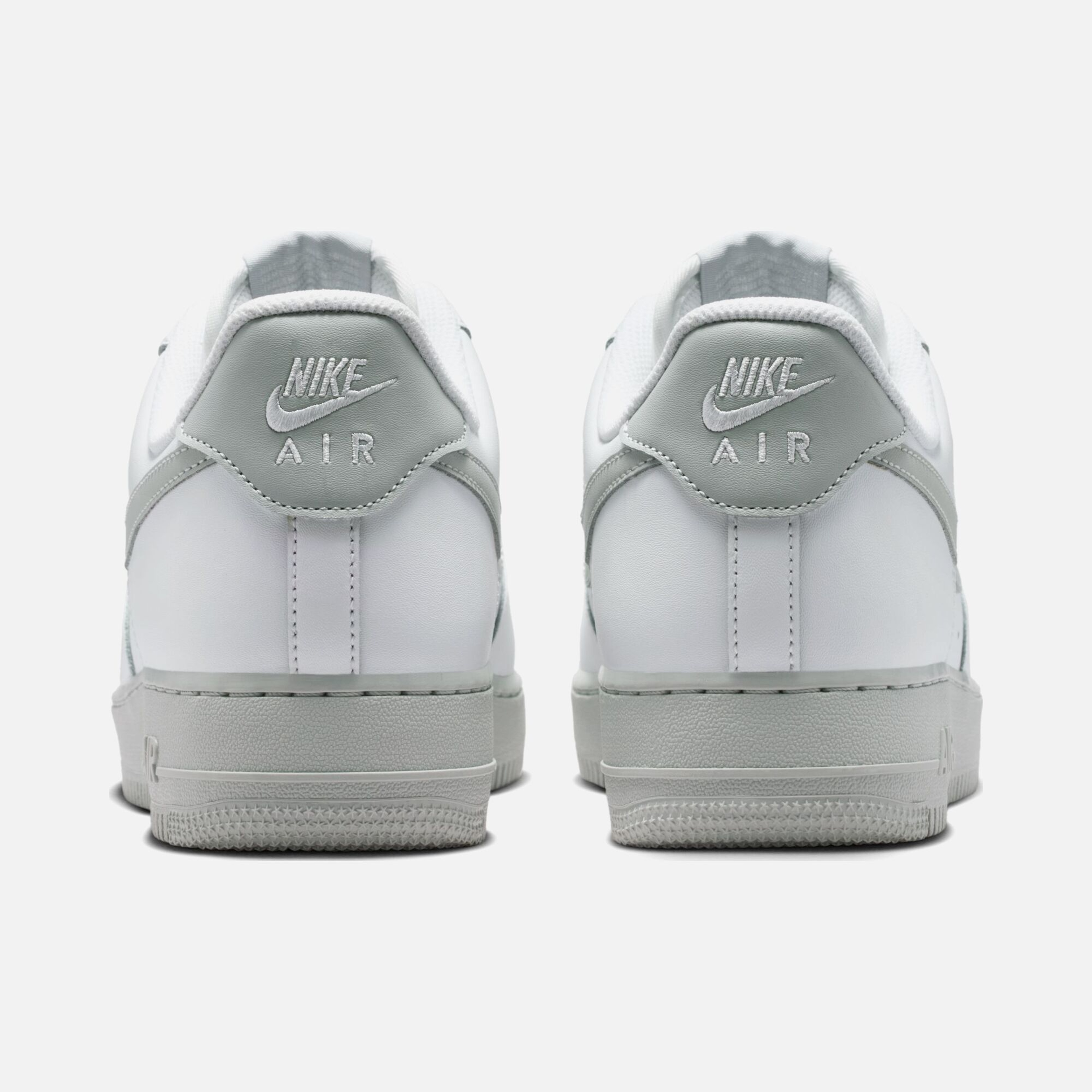 Nike Air Force 1 07 26 Erkek Spor Ayakkabı