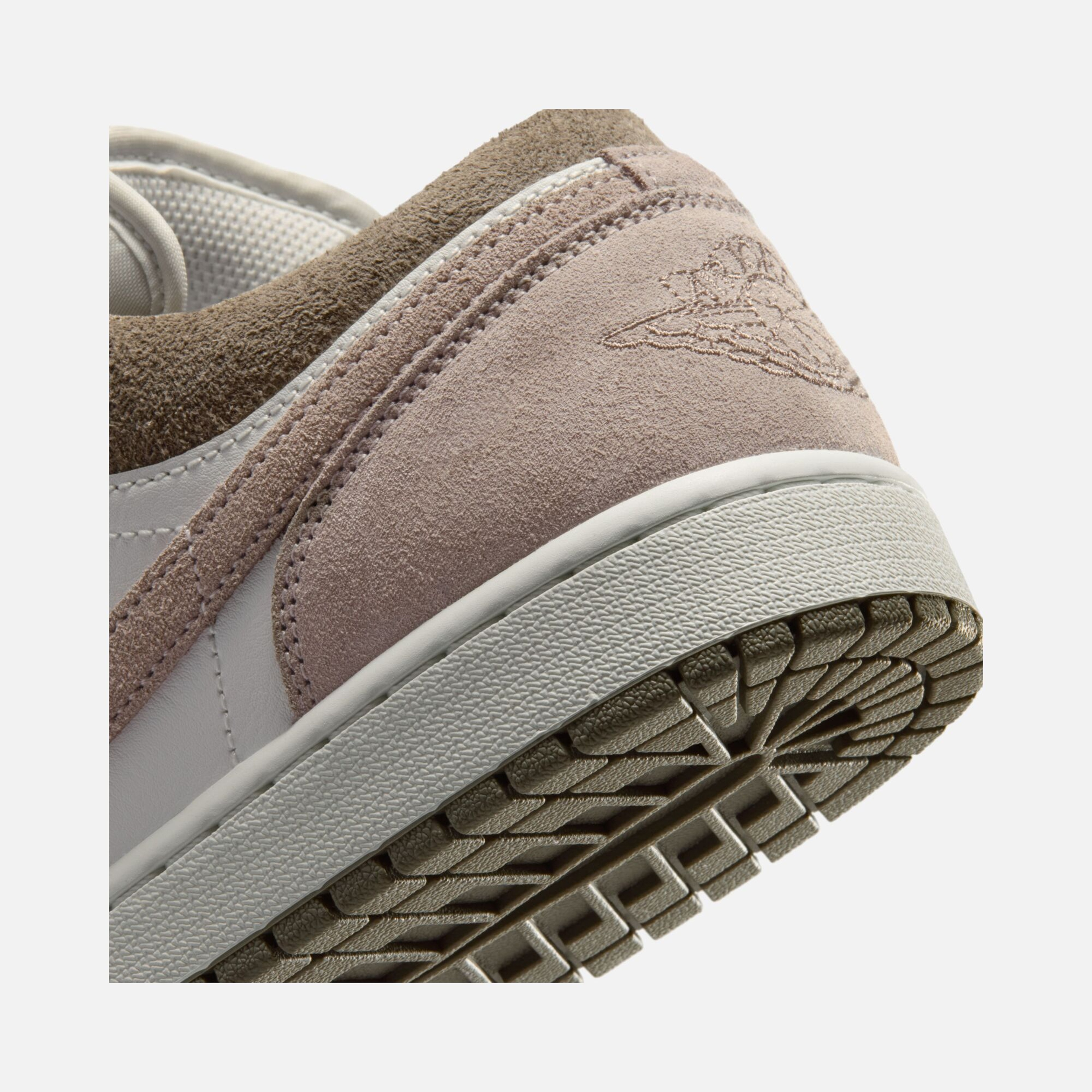 Nike Air Jordan 1 Low CO Erkek Spor Ayakkabı