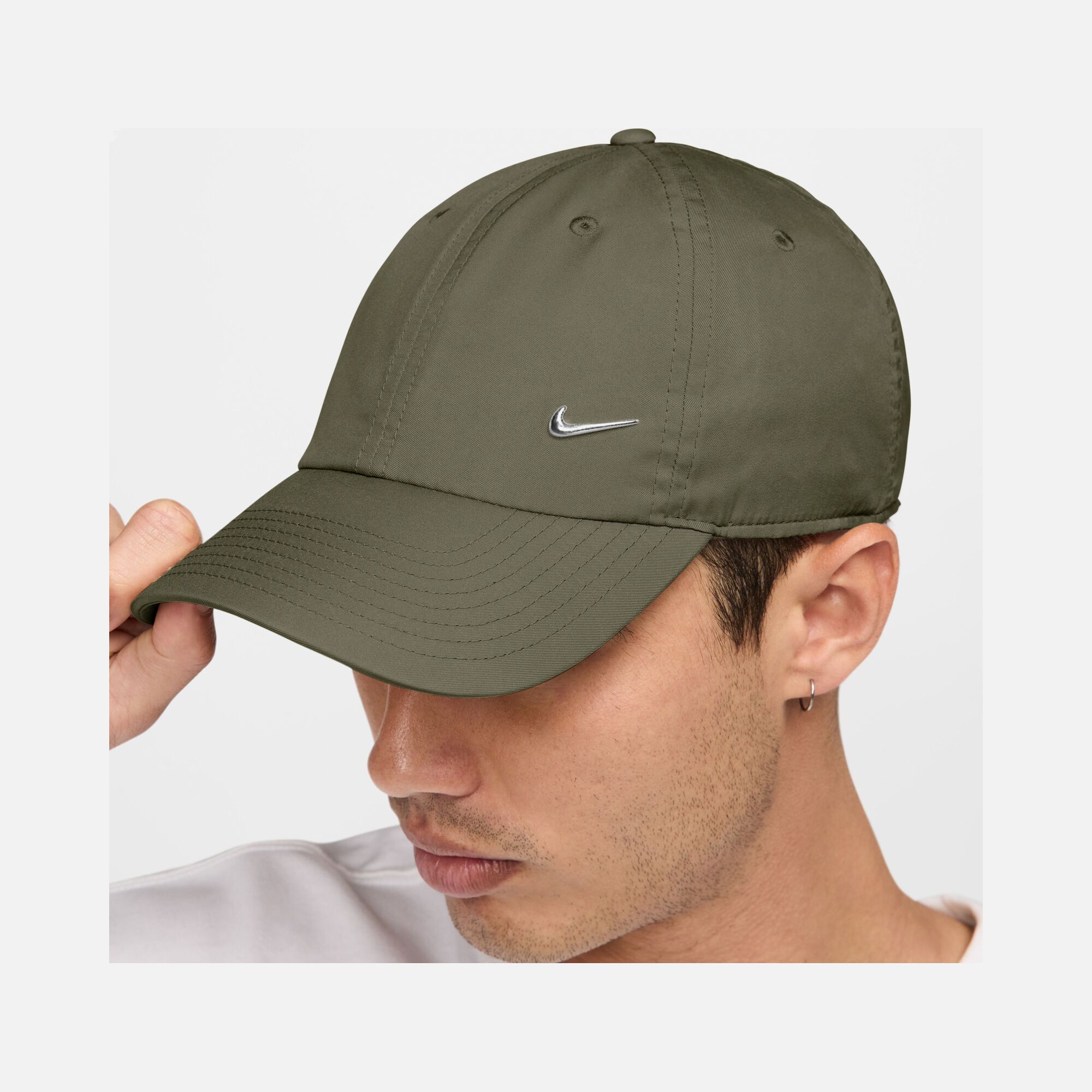Nike Sportswear Dri-Fit Club Unstructured Metal Swoosh Adjustable Unisex Şapka