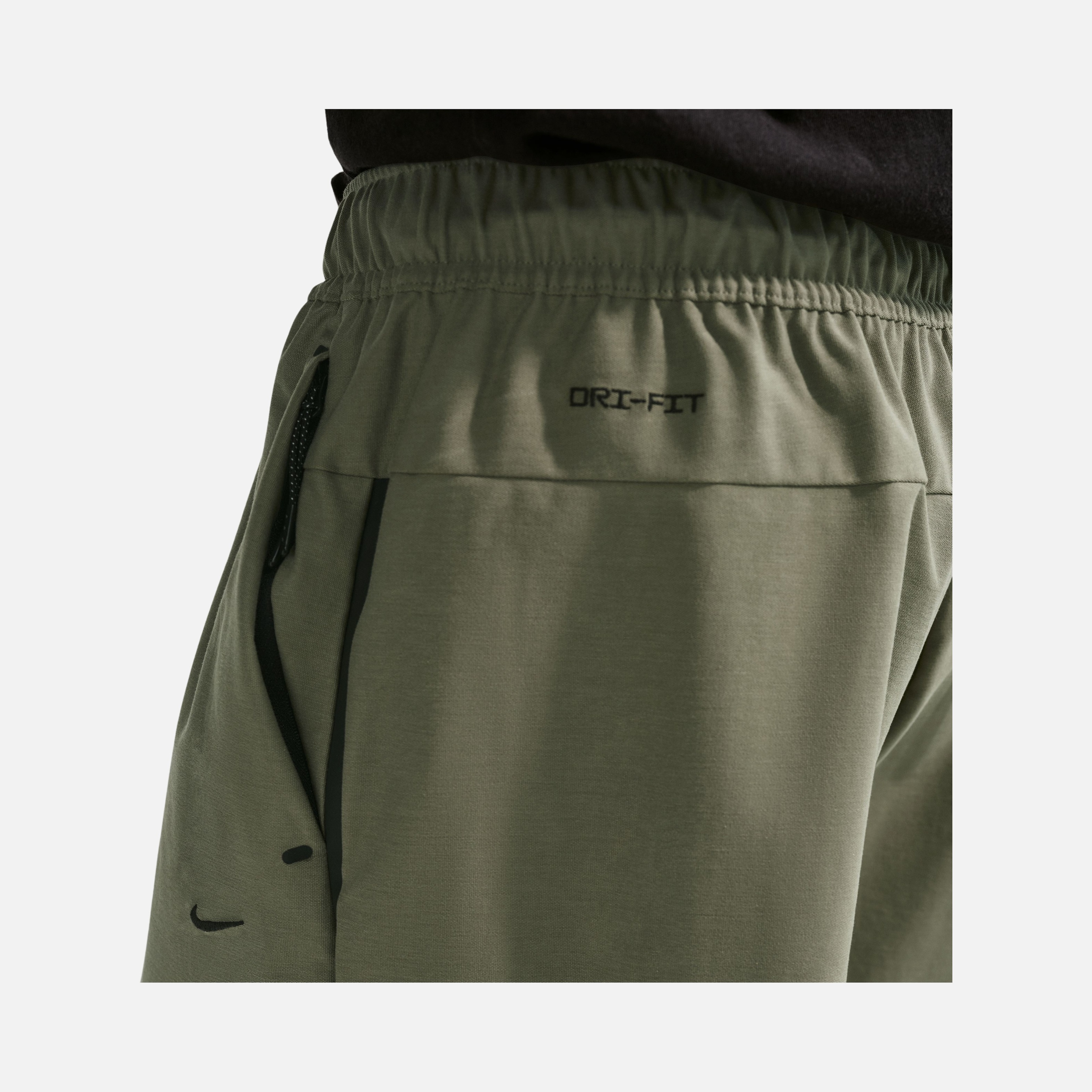 Nike Tech Shori Knit Erkek Şort