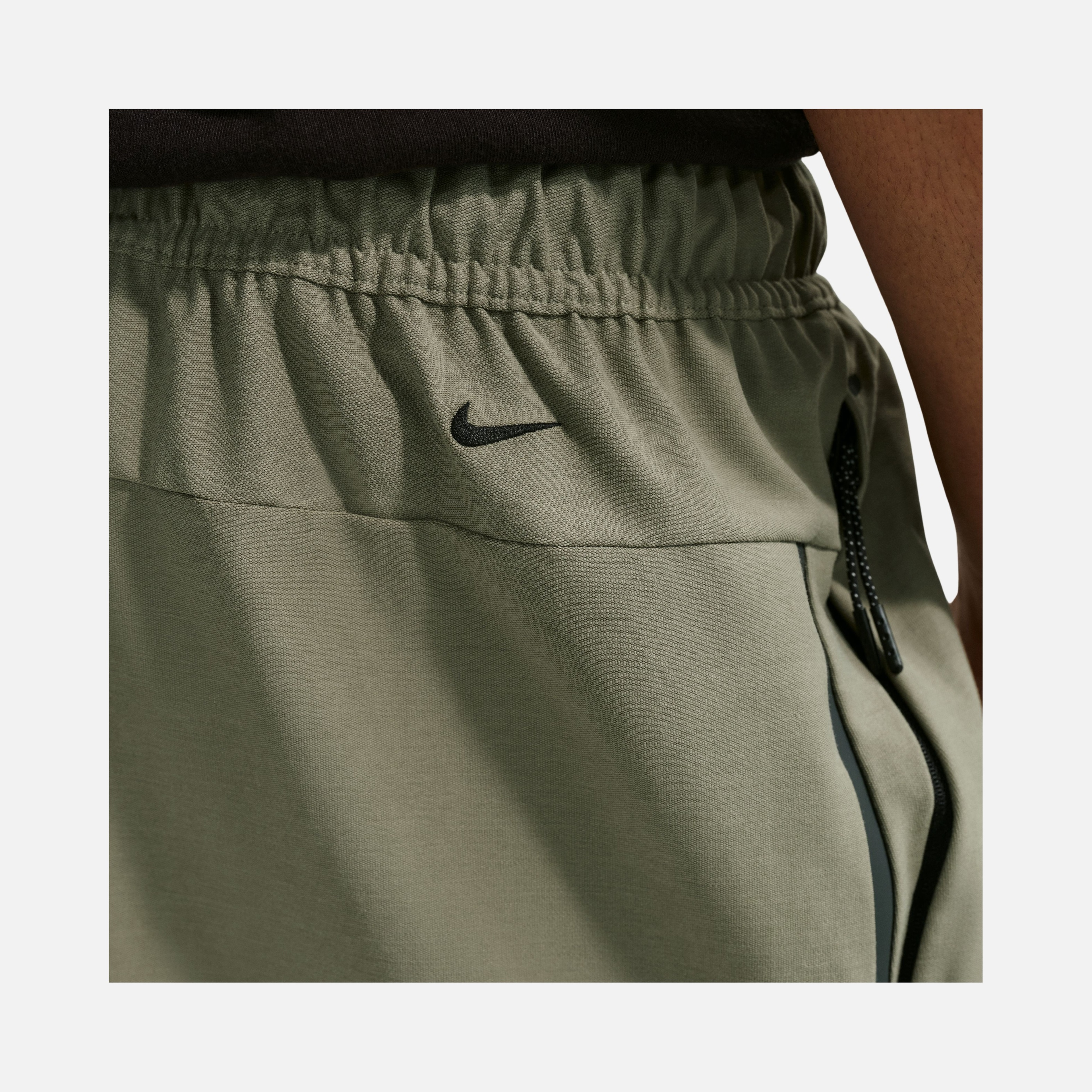 Nike Tech Shori Knit Erkek Şort