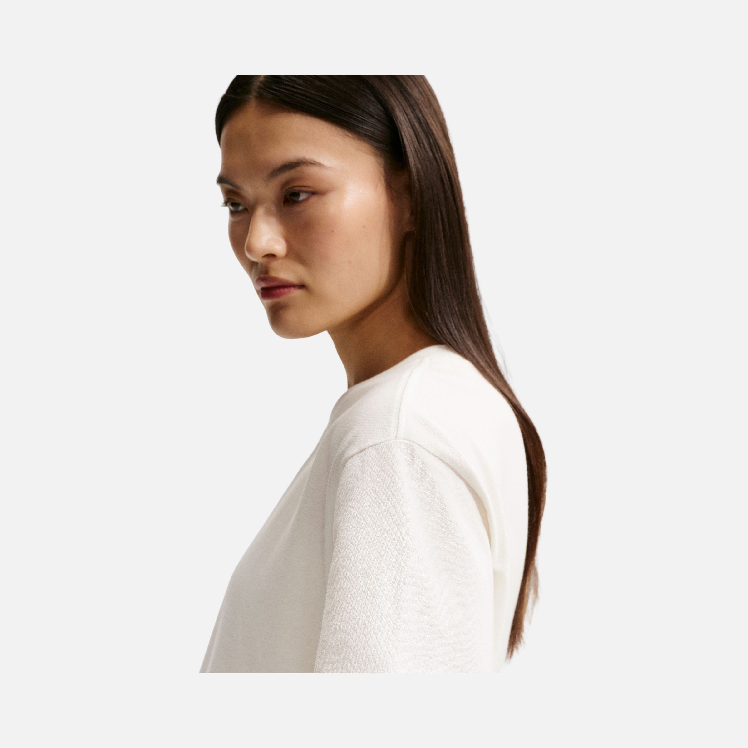 Nike Sportswear Classic Kadın Tişört