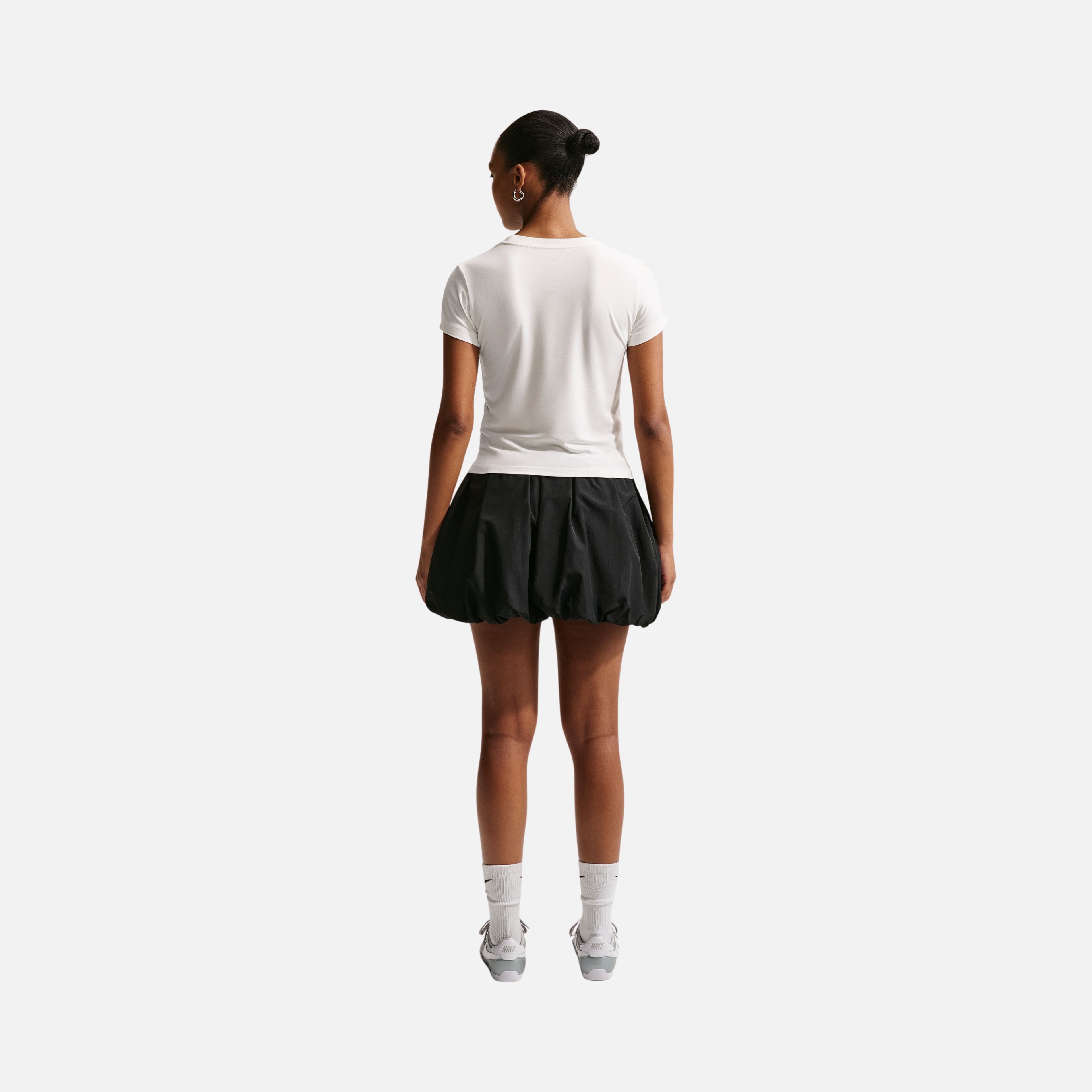 Nike Slim Mod-Cropped Tomato Tee Kadın Tişört