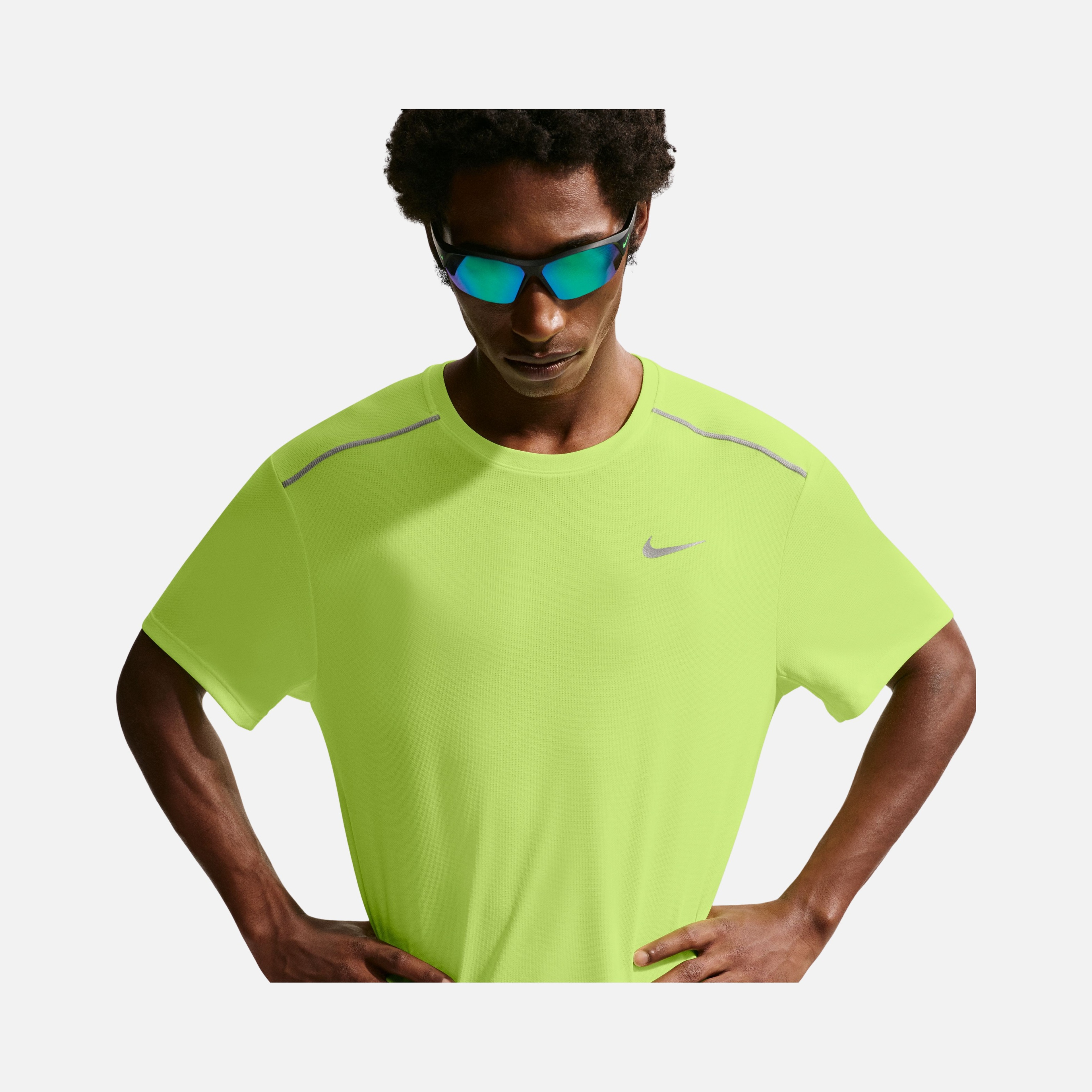 Nike Miler Dri-FIT UV-Protection Short-Sleeve Erkek Tişört