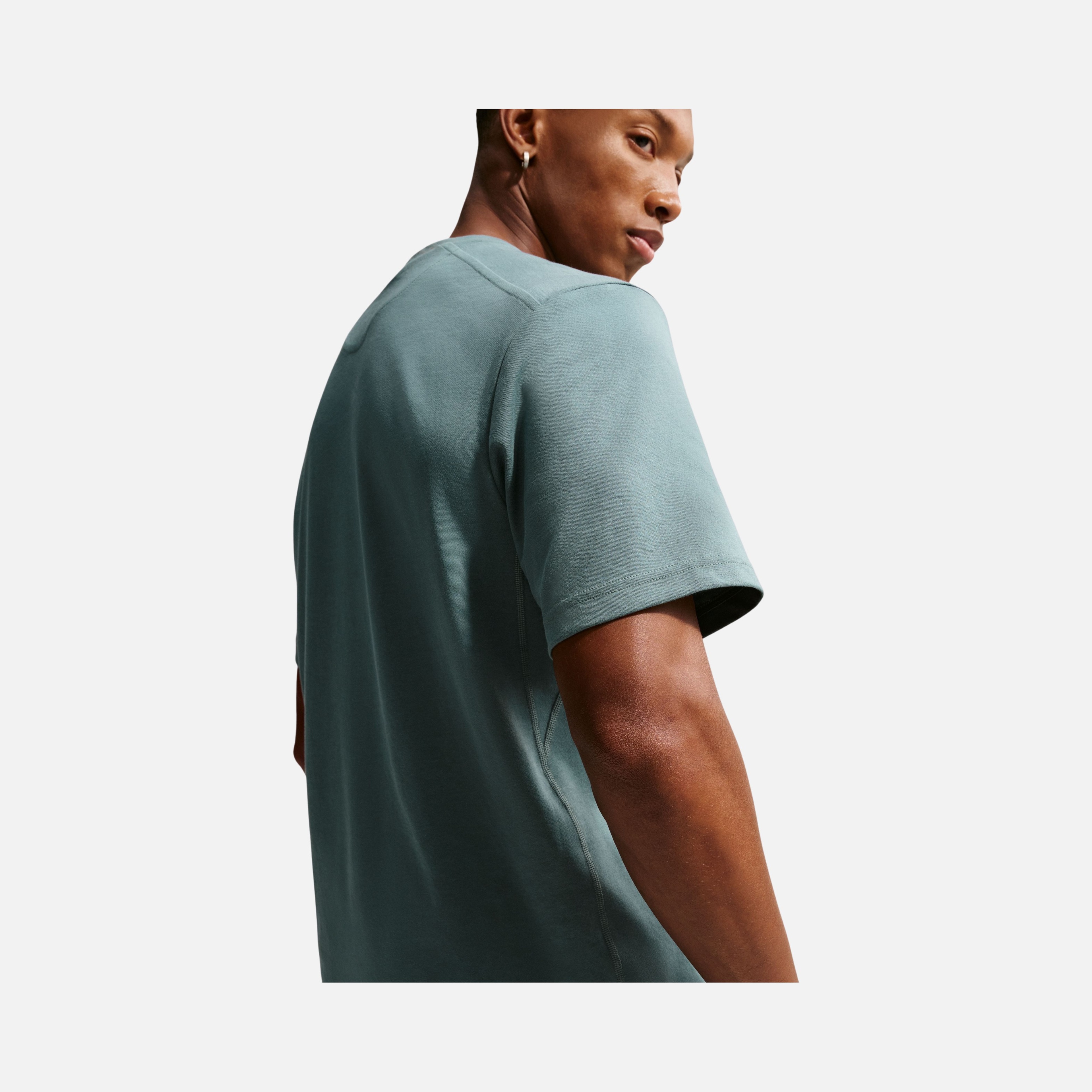 Nike Dri-Fit Primary Statement Versatile Fitness Training Short-Sleeve Erkek Tişört