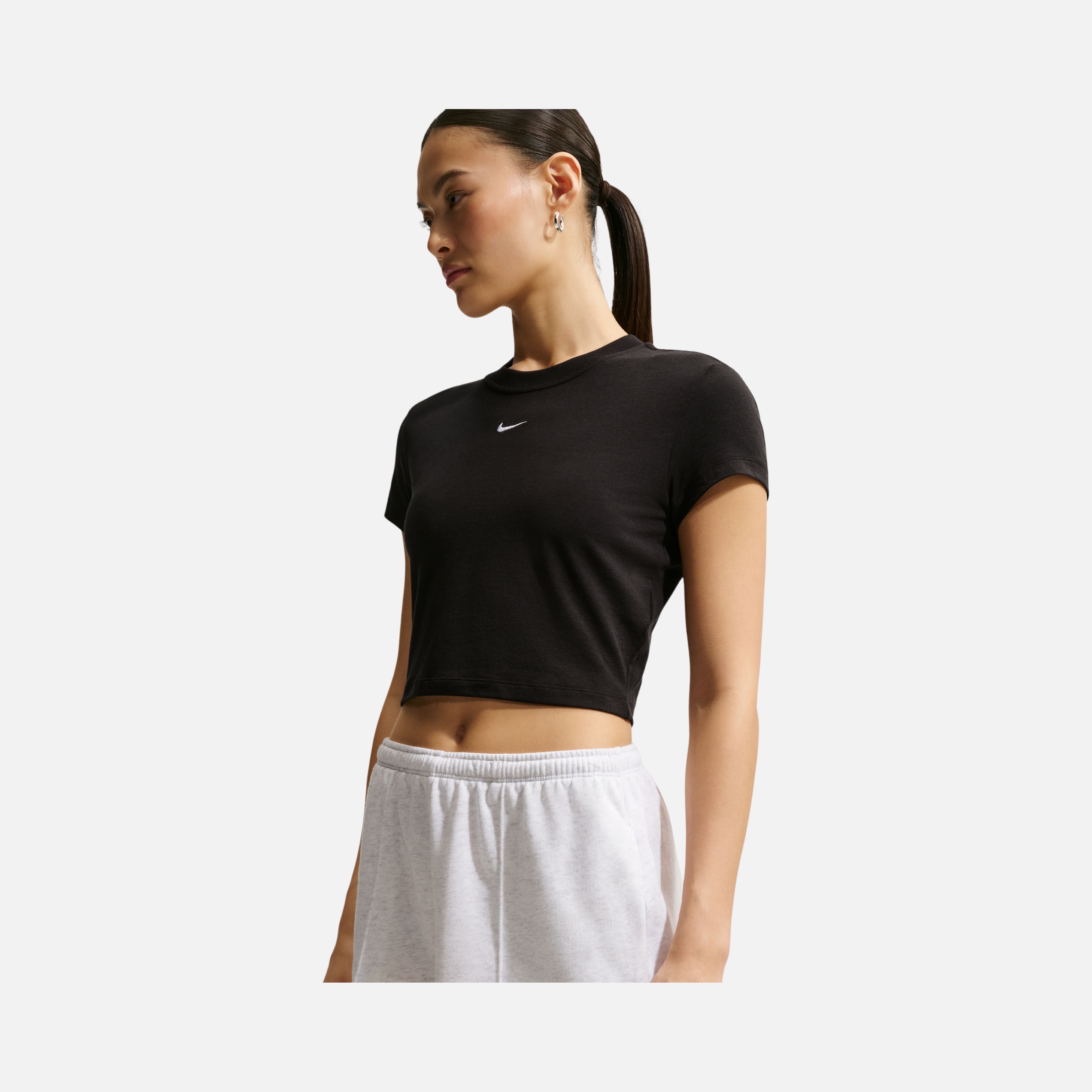 Nike Sportswear Chill Knit Crop Kadın Tişört