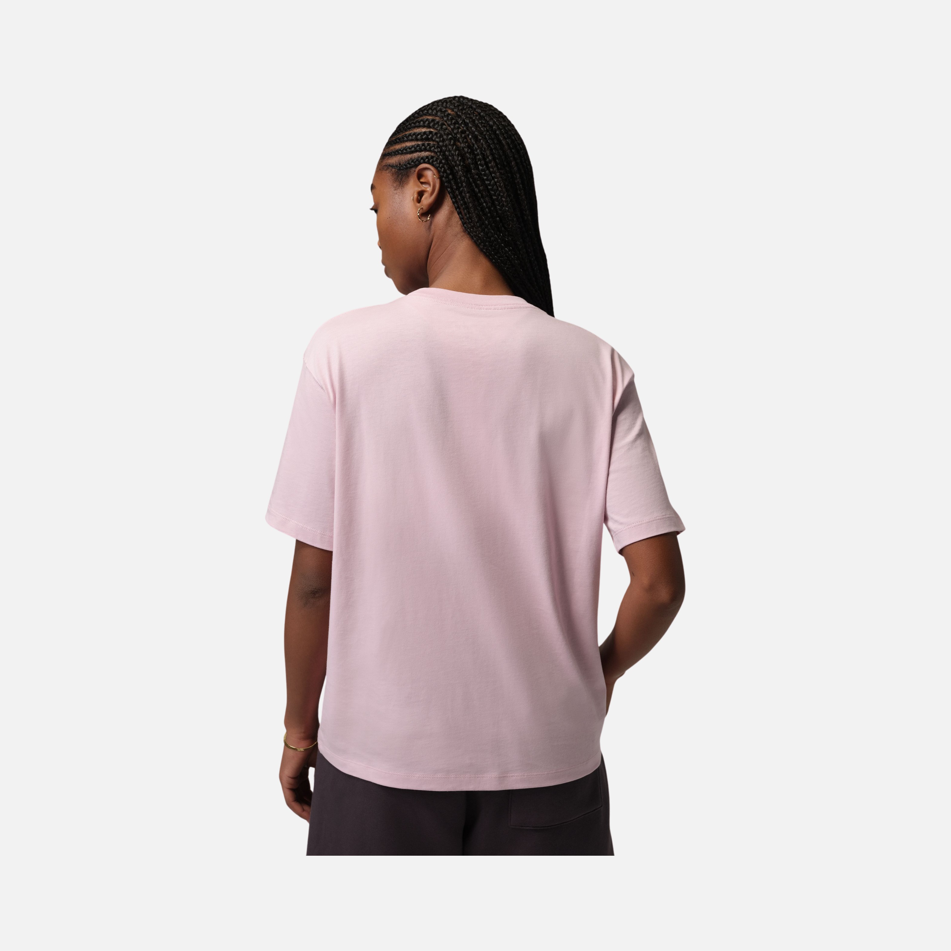 Nike Jordan Essentials Graphic Core 23 Relaxed Fit Short-Sleeve Kadın Tişört