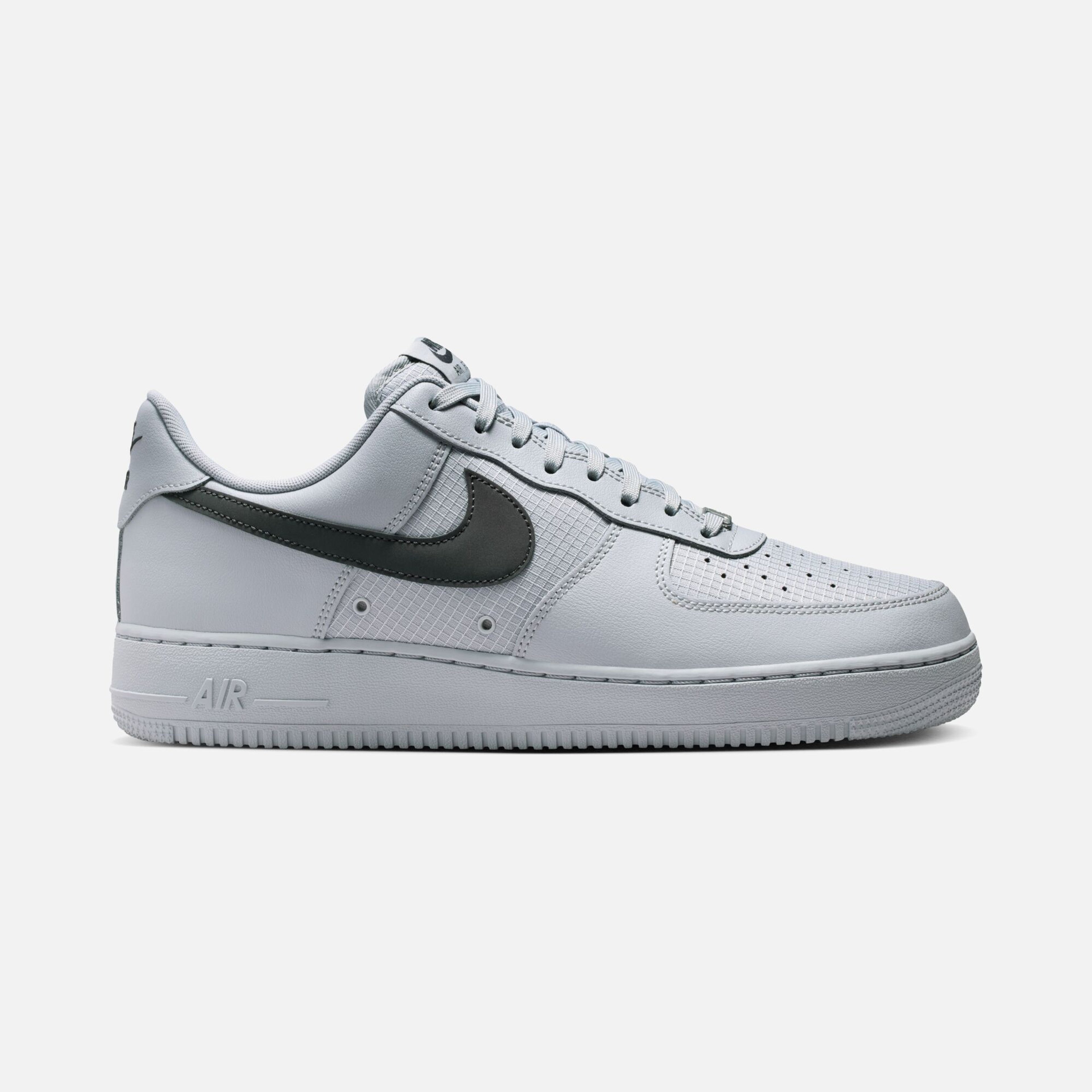 Мужские кроссовки Nike Air Force 1 07 Lv8