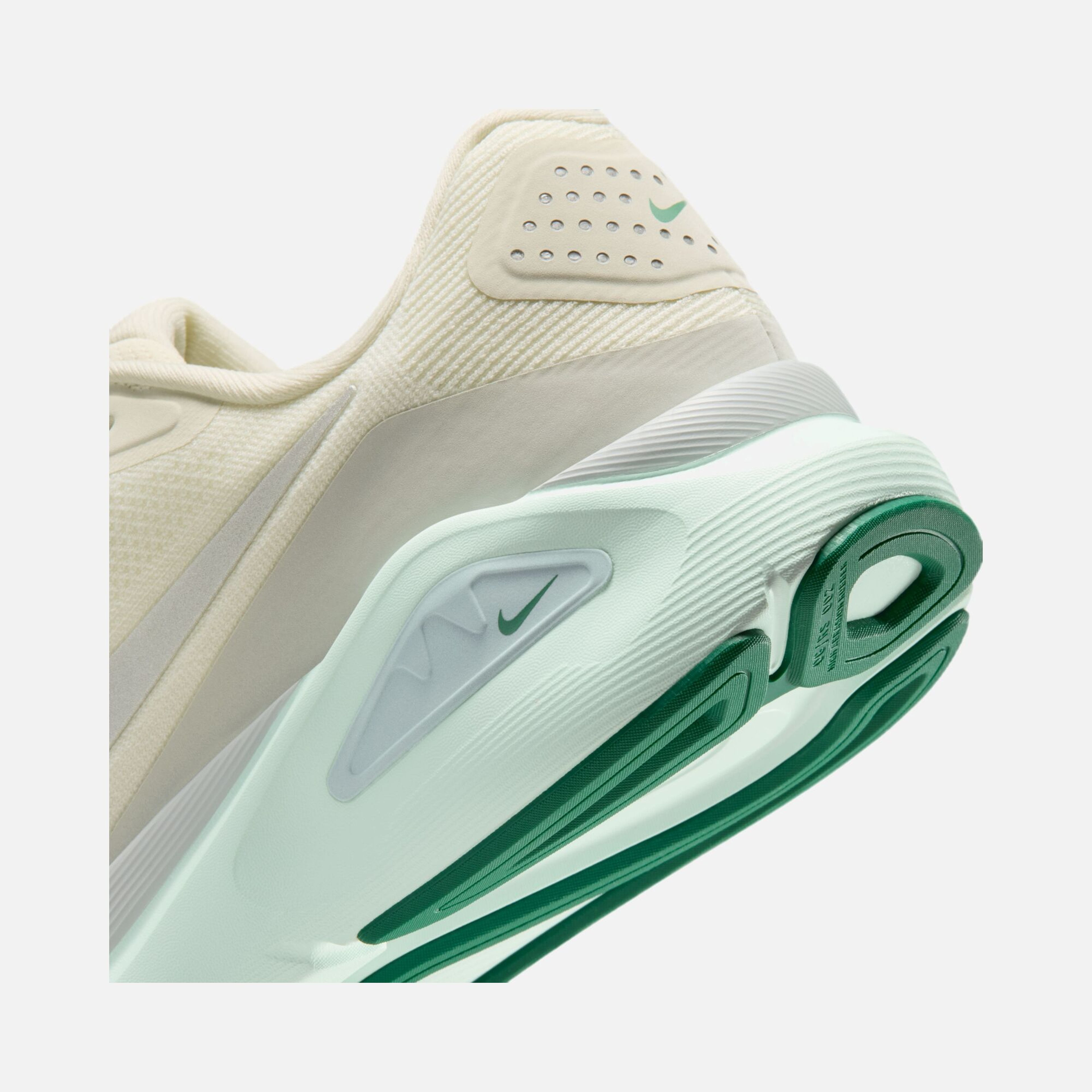 Nike Structure 26 Kadın Koşu Ayakkabısı