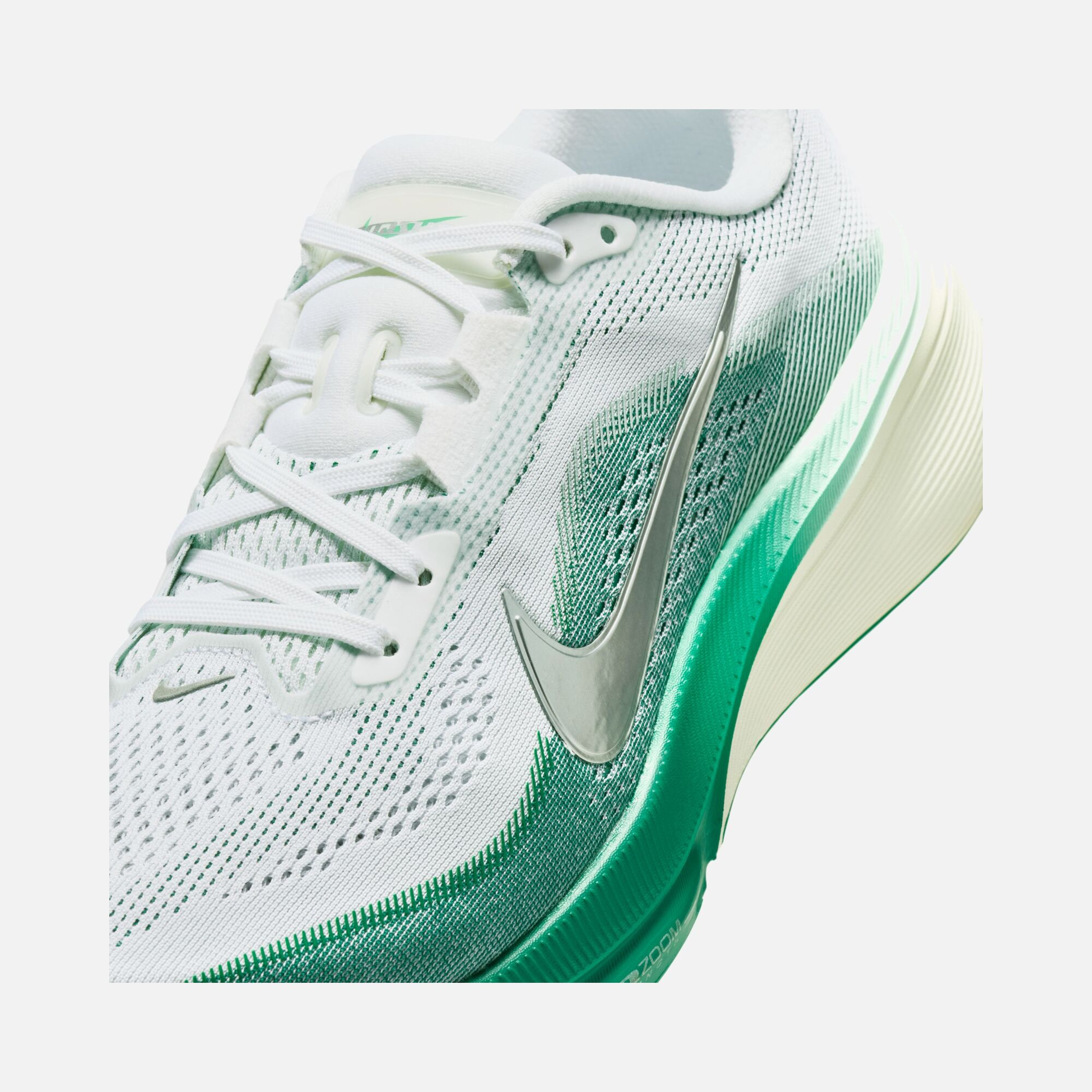 Nike Air Zoom Pegasus 42 Kadın Koşu Ayakkabısı