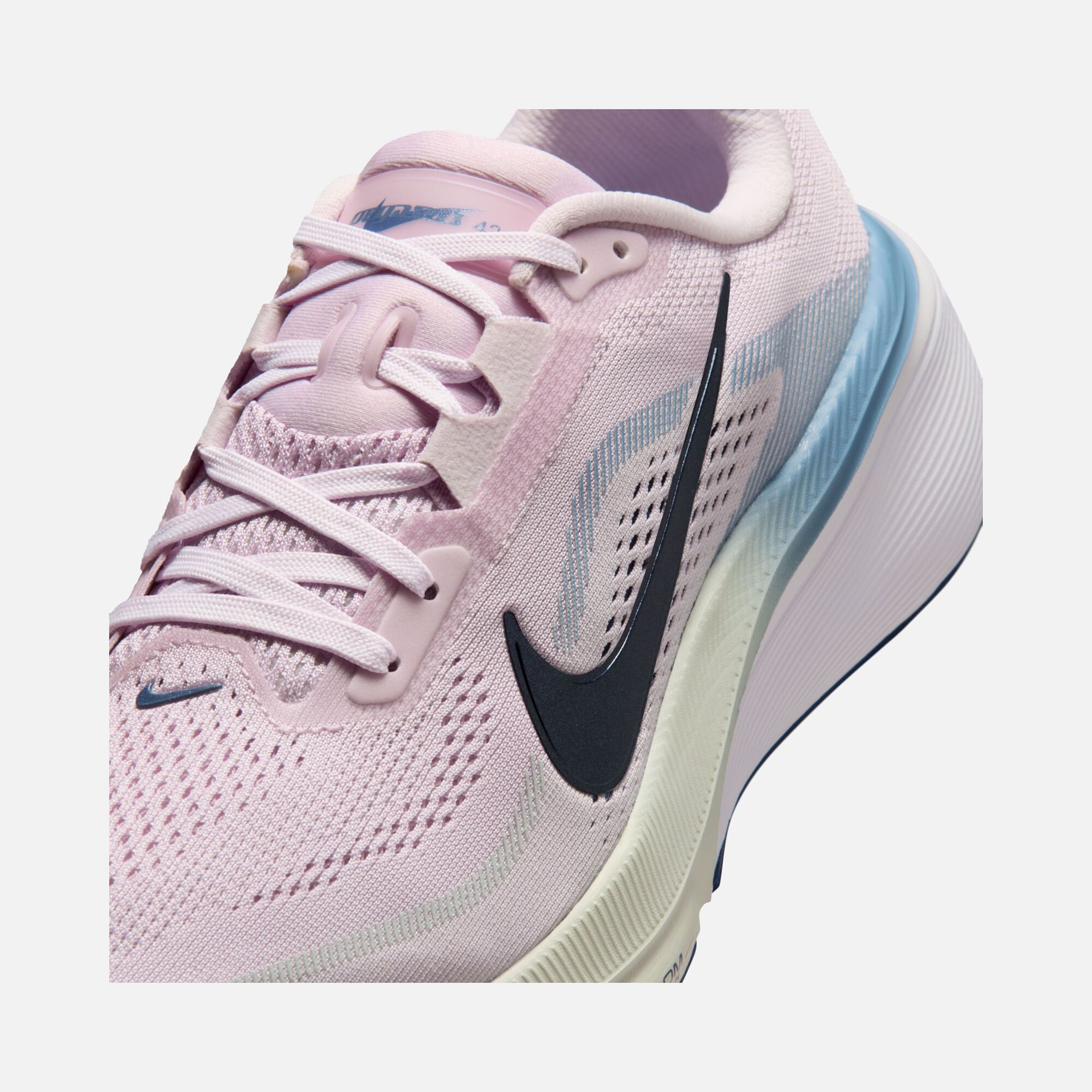 Nike Air Zoom Pegasus 42 Kadın Koşu Ayakkabısı