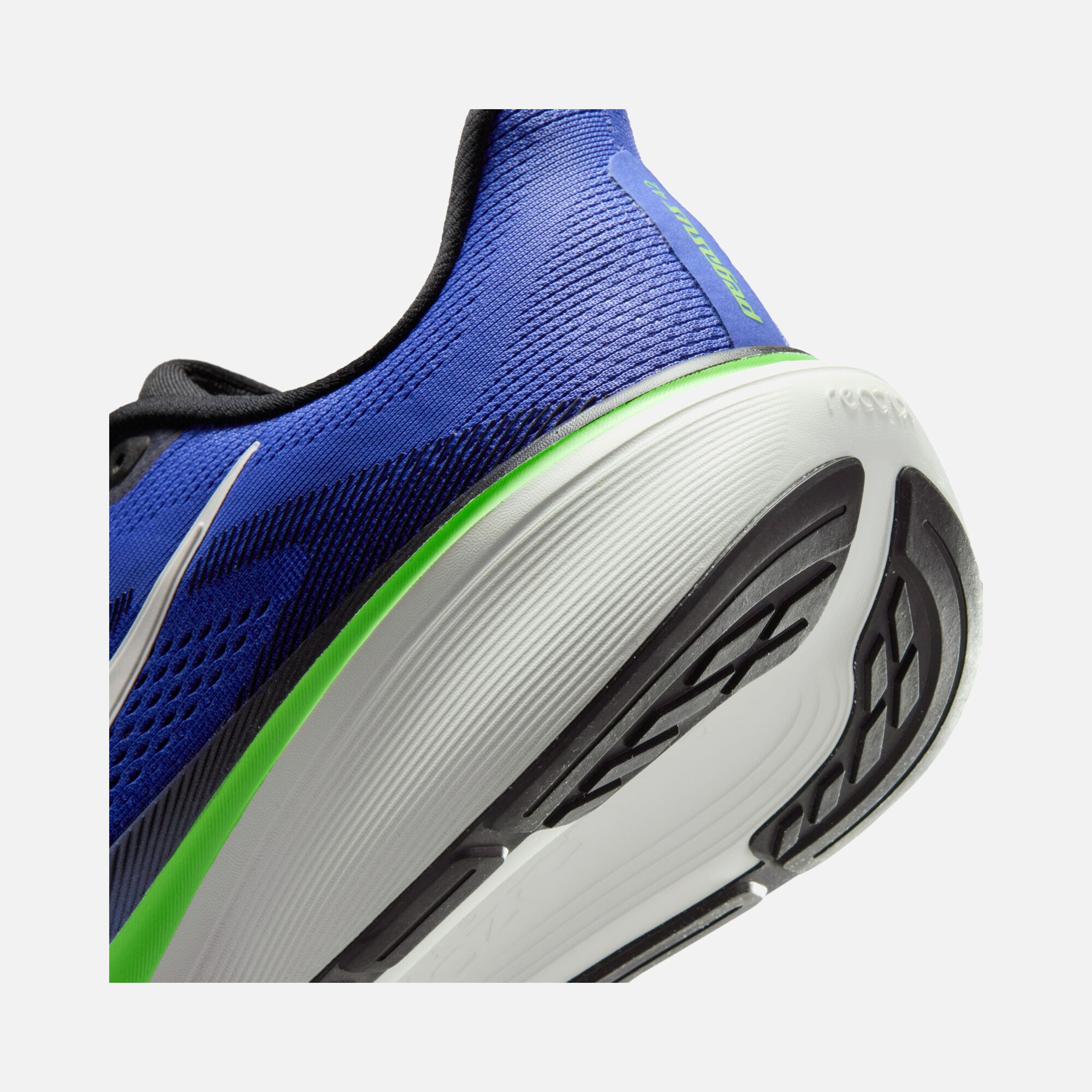 Nike Air Zoom Pegasus 42 Erkek Koşu Ayakkabısı