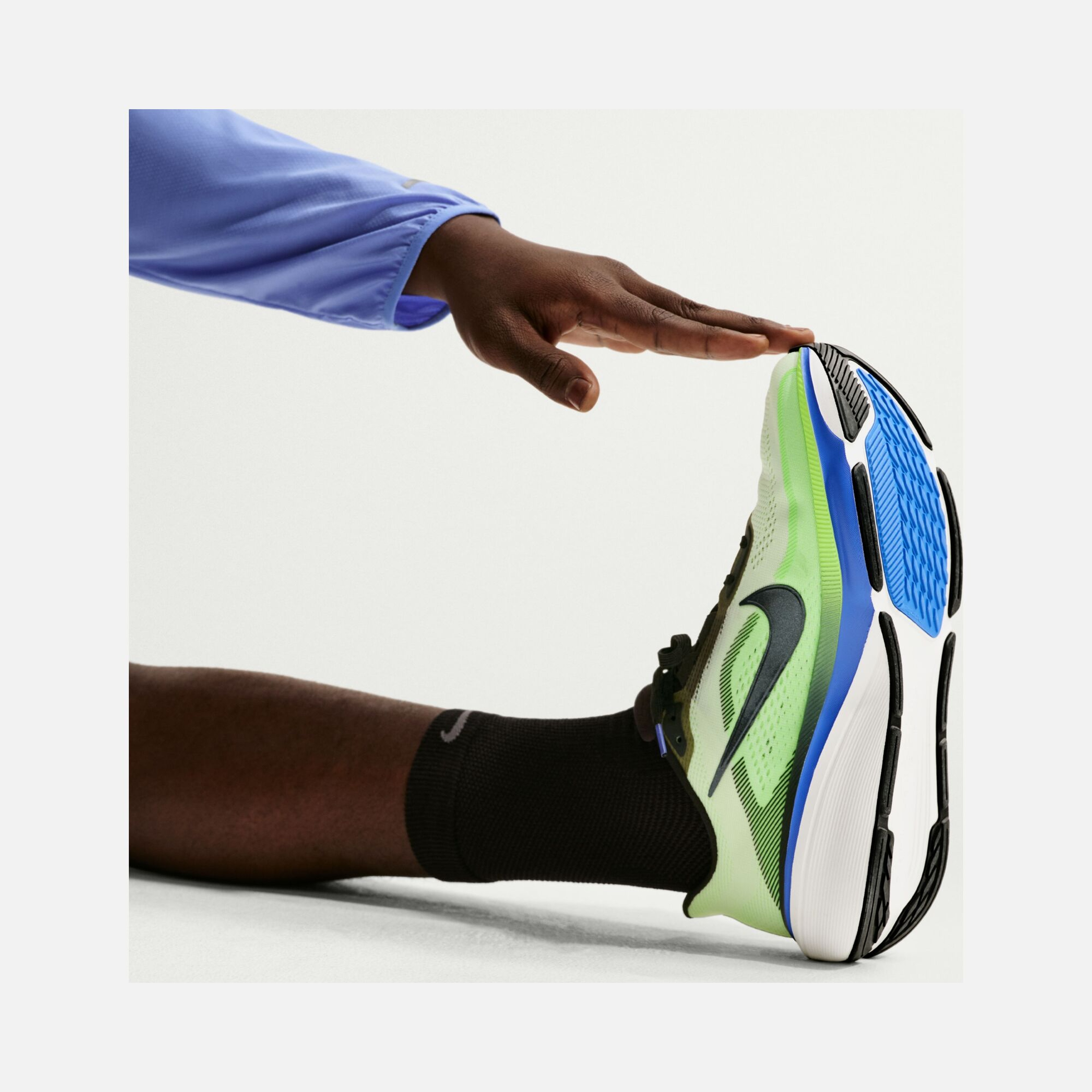 Nike Air Zoom Pegasus 42 Erkek Koşu Ayakkabısı