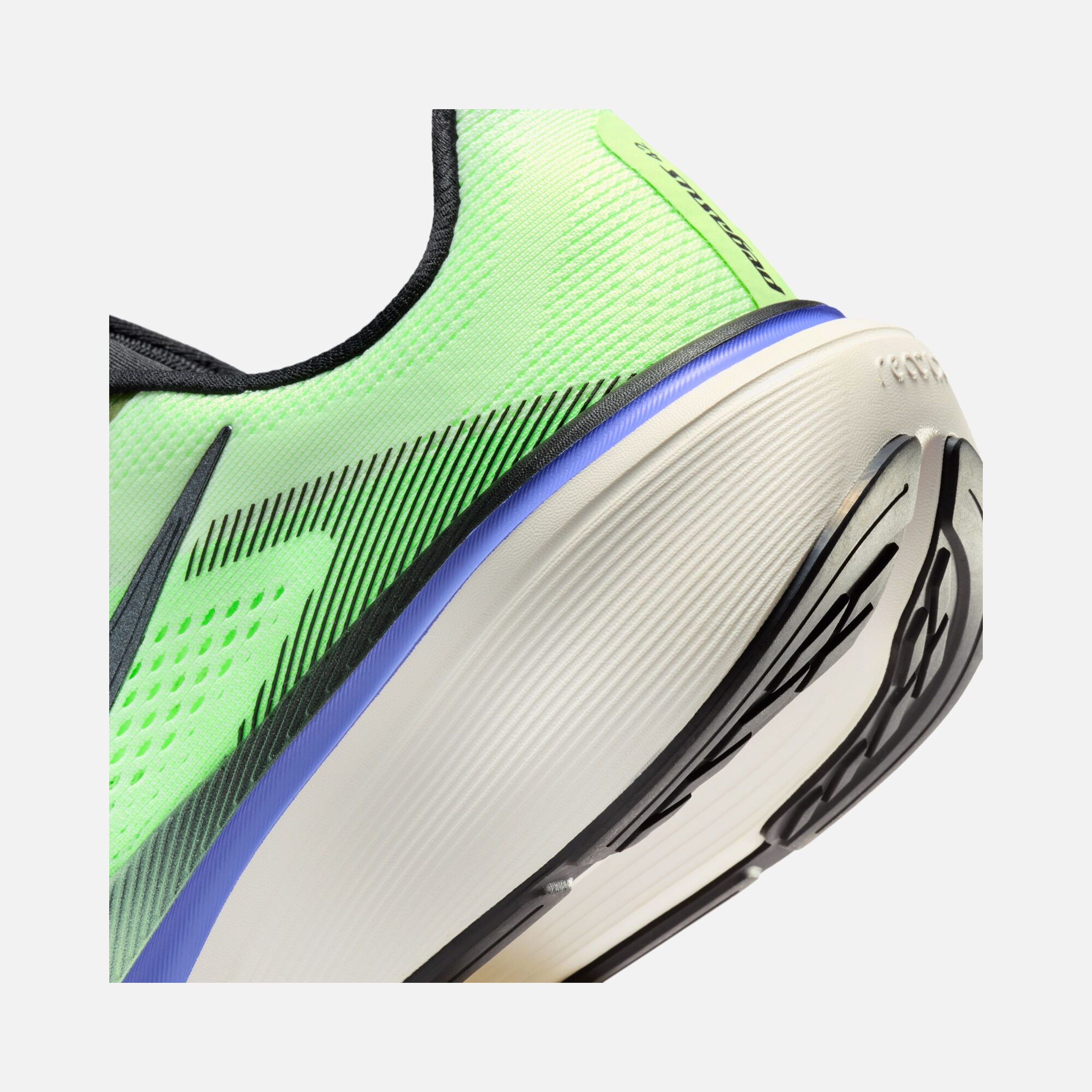 Nike Air Zoom Pegasus 42 Erkek Koşu Ayakkabısı