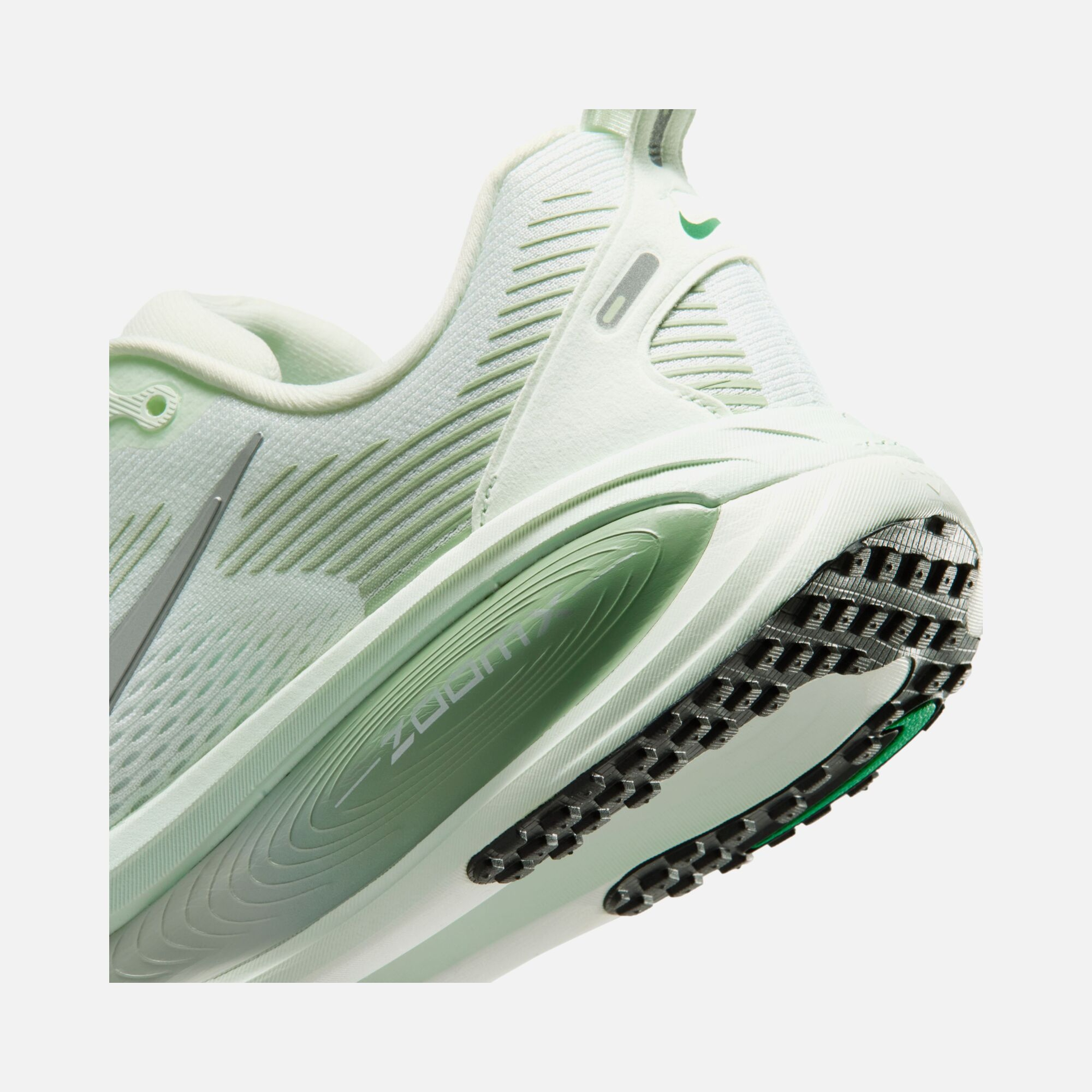 Nike Vomero 18 ZoomX Road Running Kadın Spor Ayakkabı