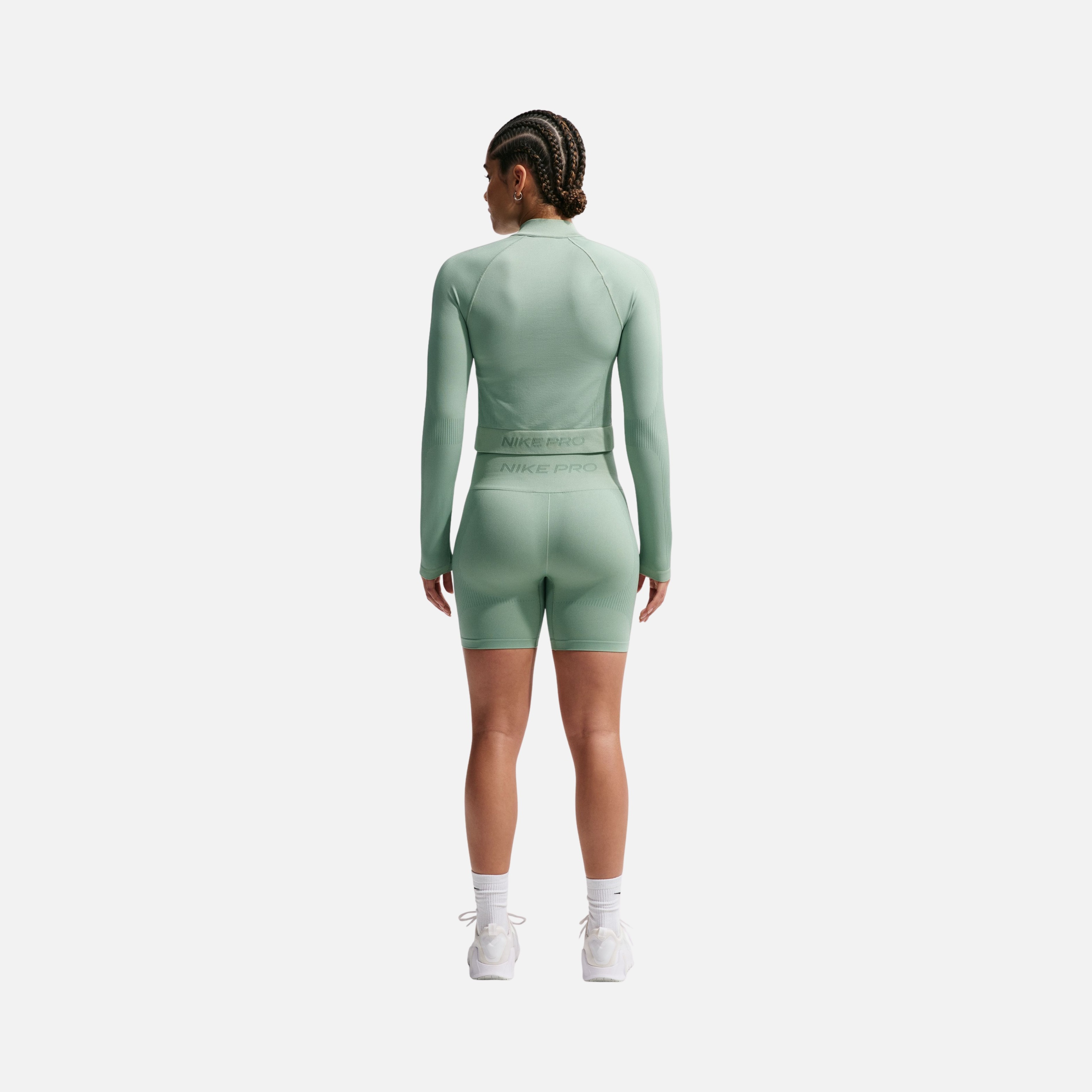 Nike Pro Dri-Fit Seamless High Rise 5 In Kadın Şort