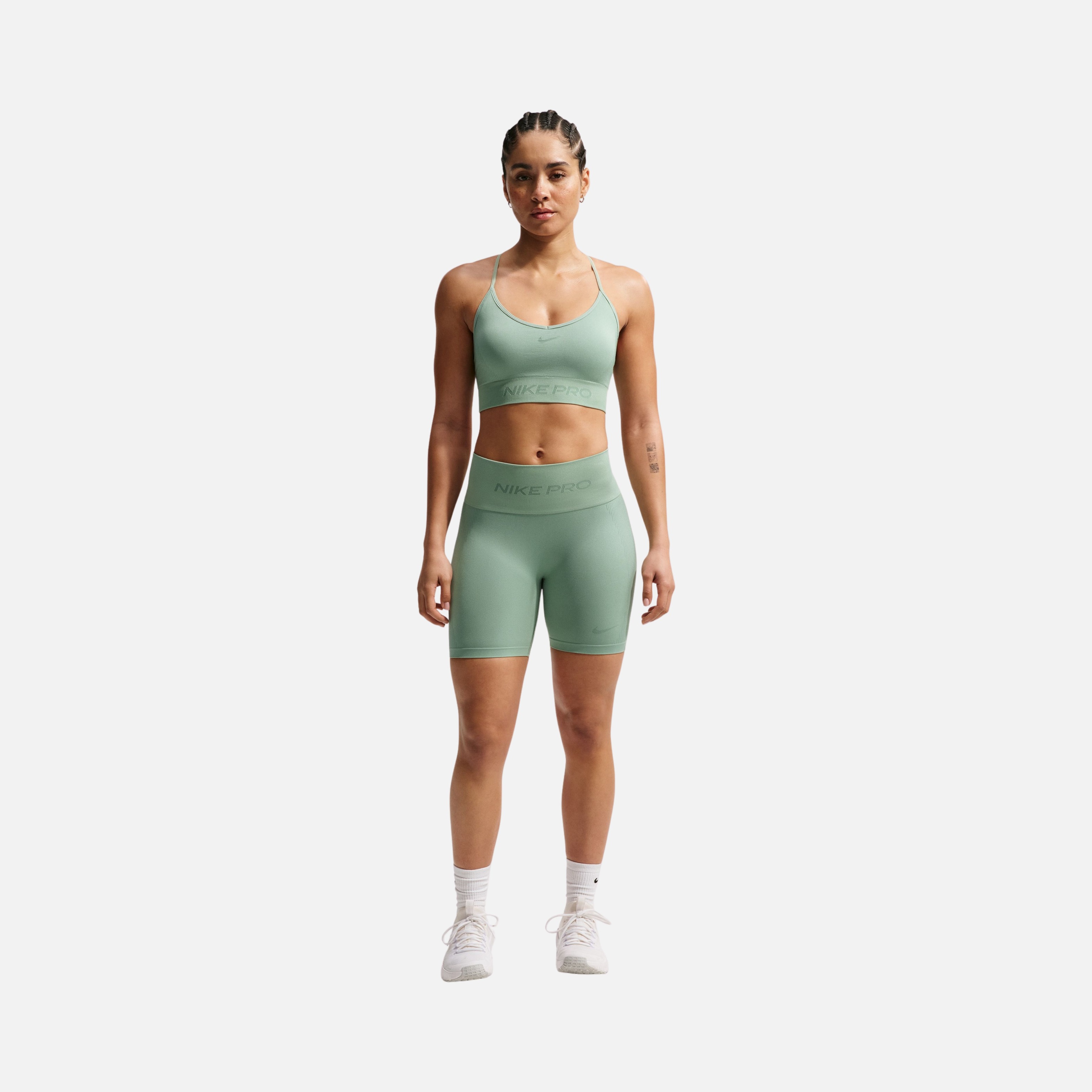 Nike Pro Dri-Fit Seamless Light Support Kadın Bra
