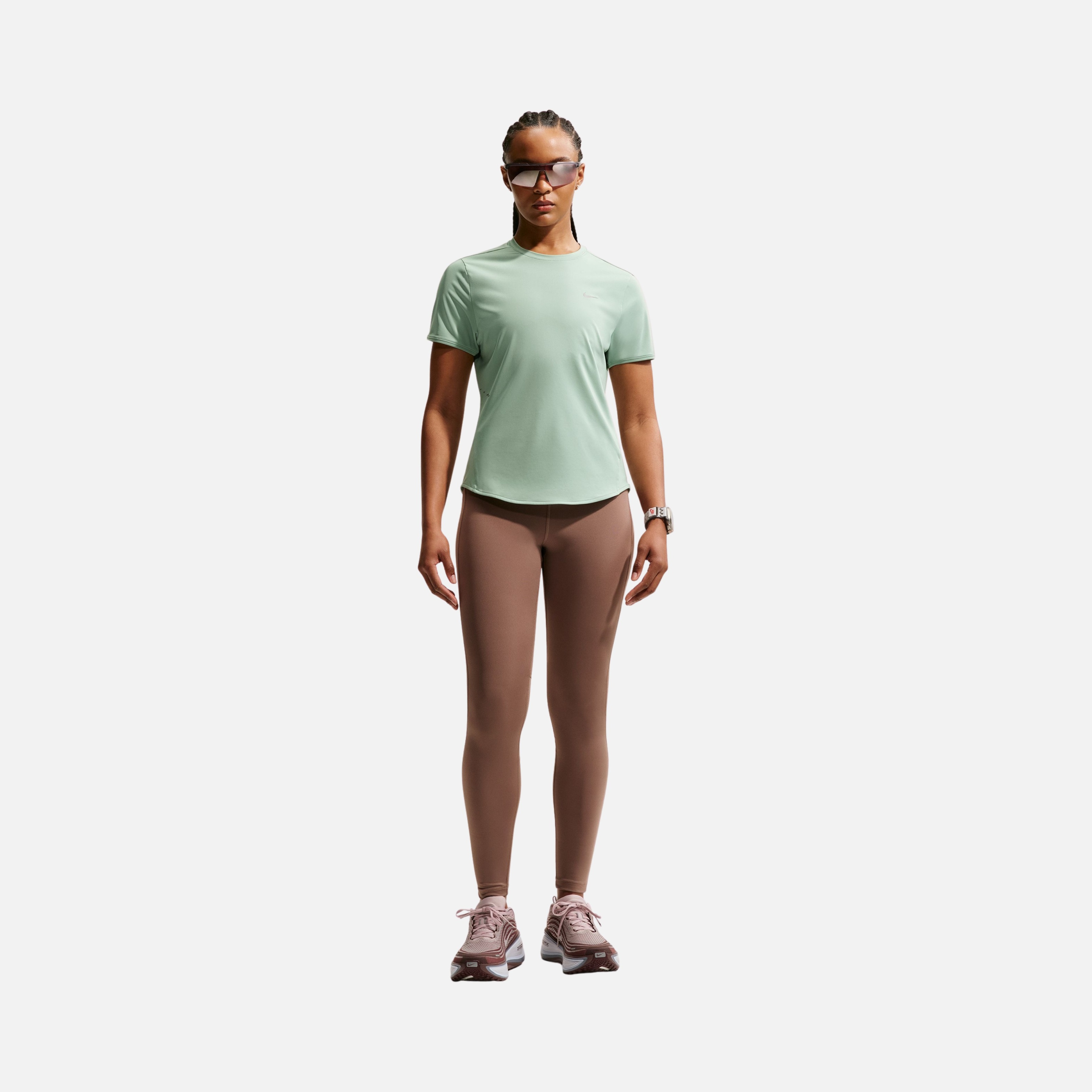 Nike Swift Dri-Fit Running Short-Sleeve Kadın Tişört