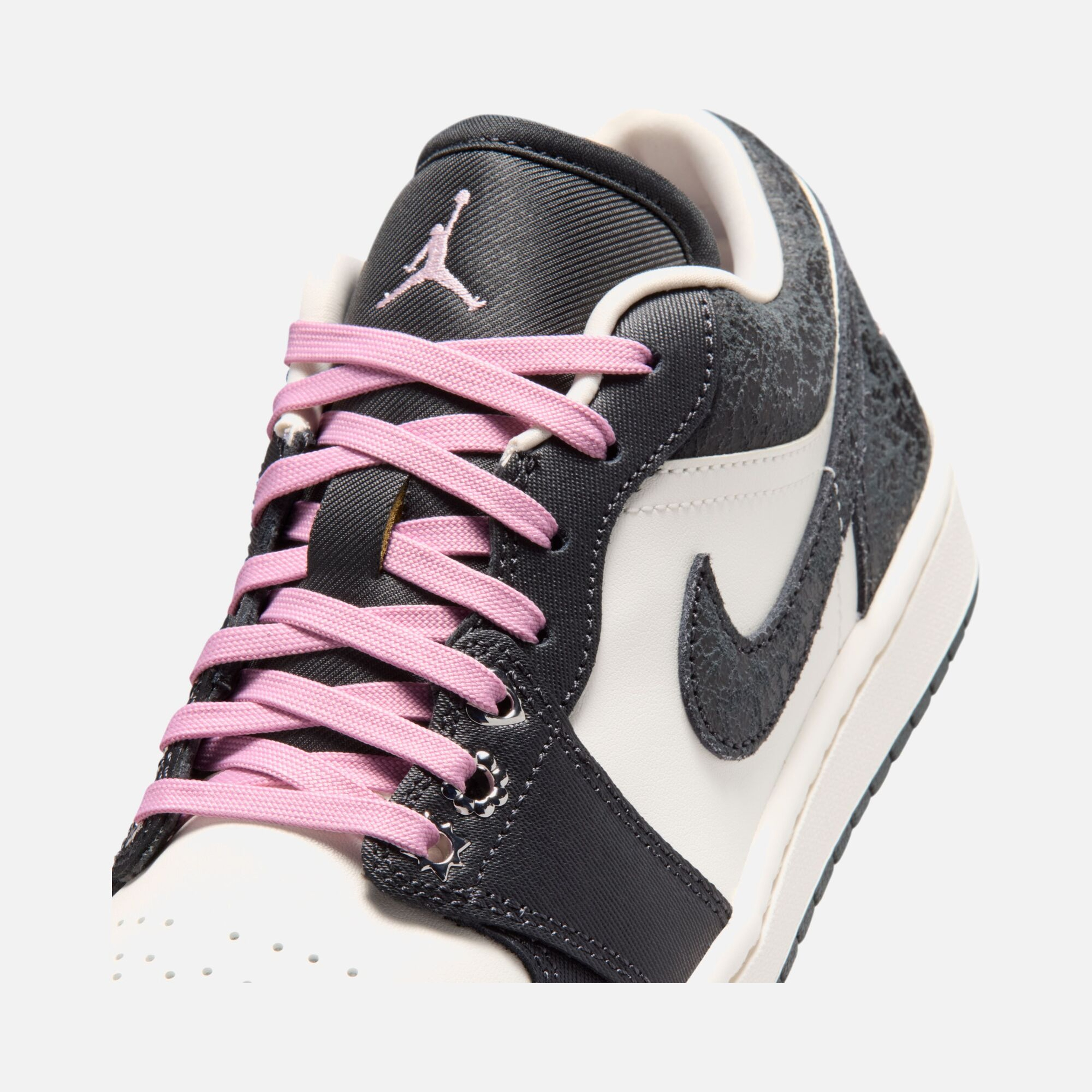 Nike Air Jordan 1 Low Se SS26 Kadın Spor Ayakkabı
