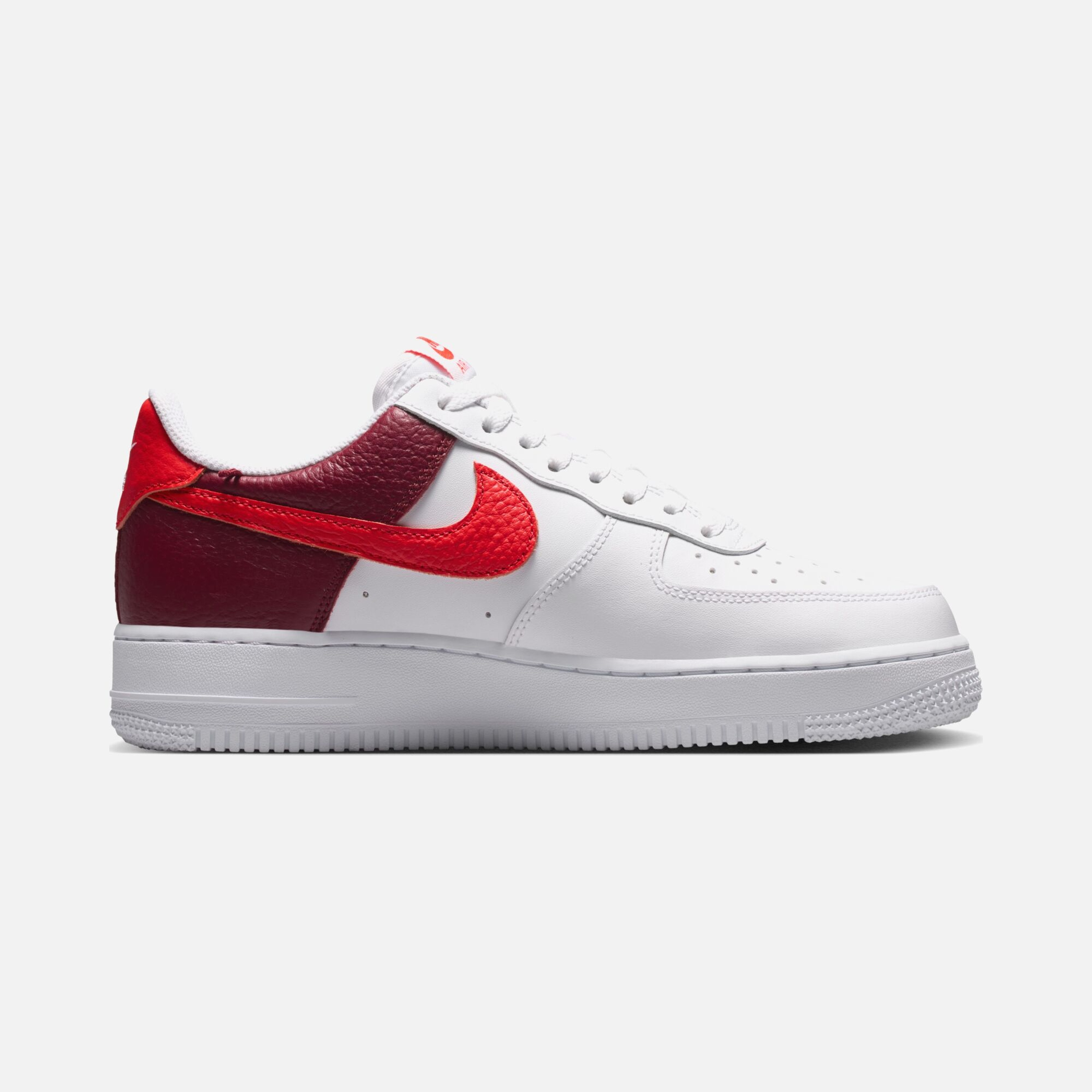 Nike W Air Force 1 07 SU26 Kadın Spor Ayakkabı