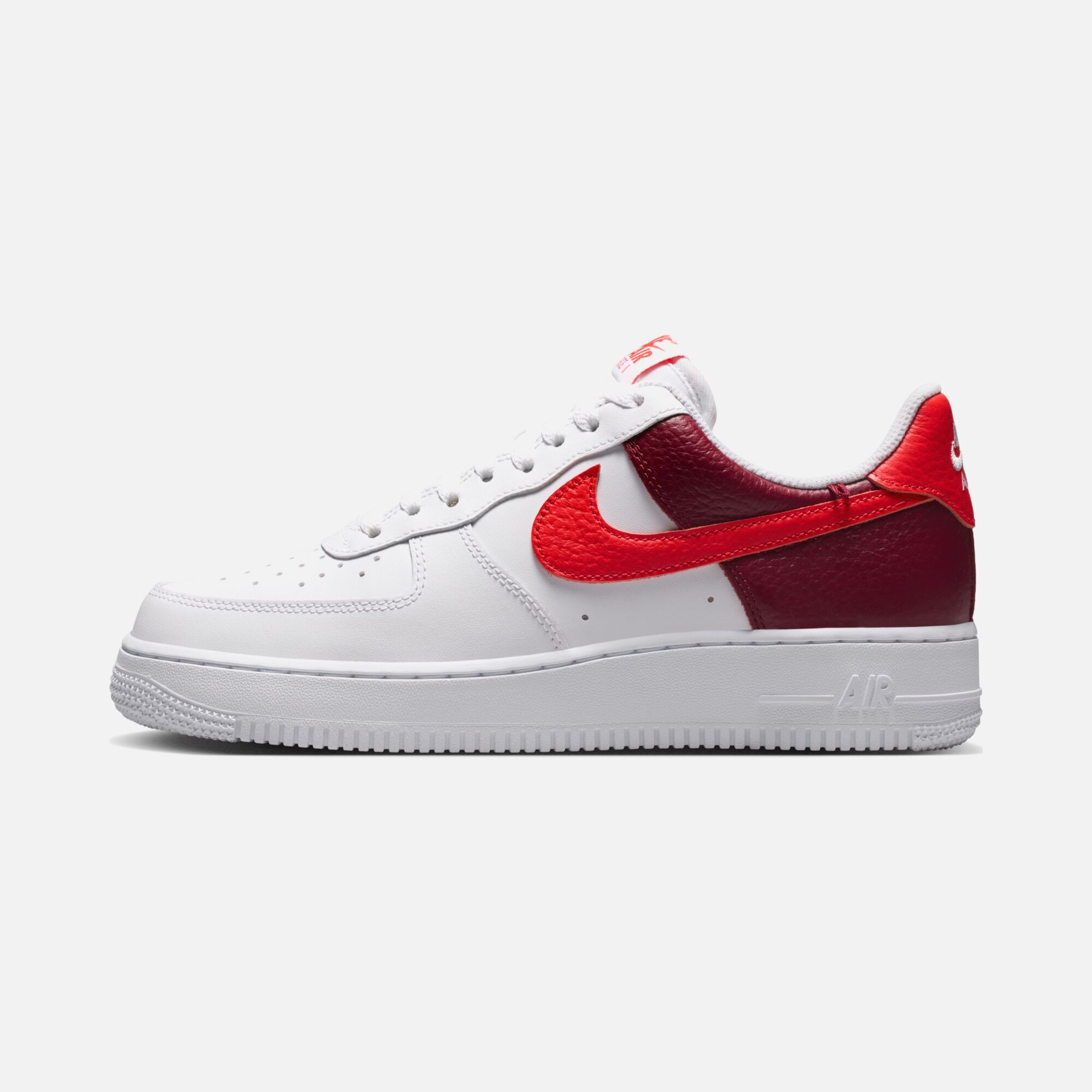 Nike W Air Force 1 07 SU26 Kadın Spor Ayakkabı