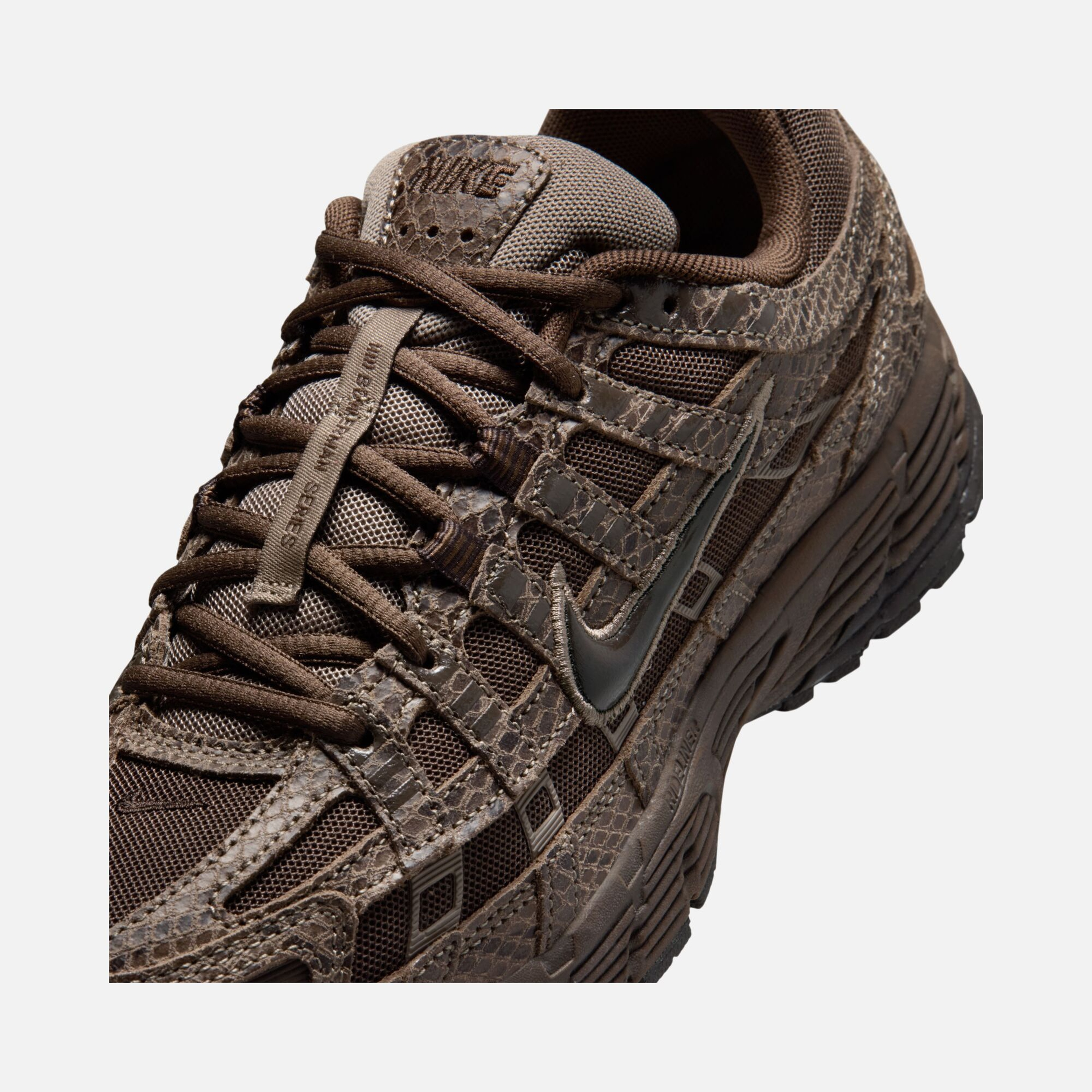 Nike P6000 W Se Kadın Spor Ayakkabı