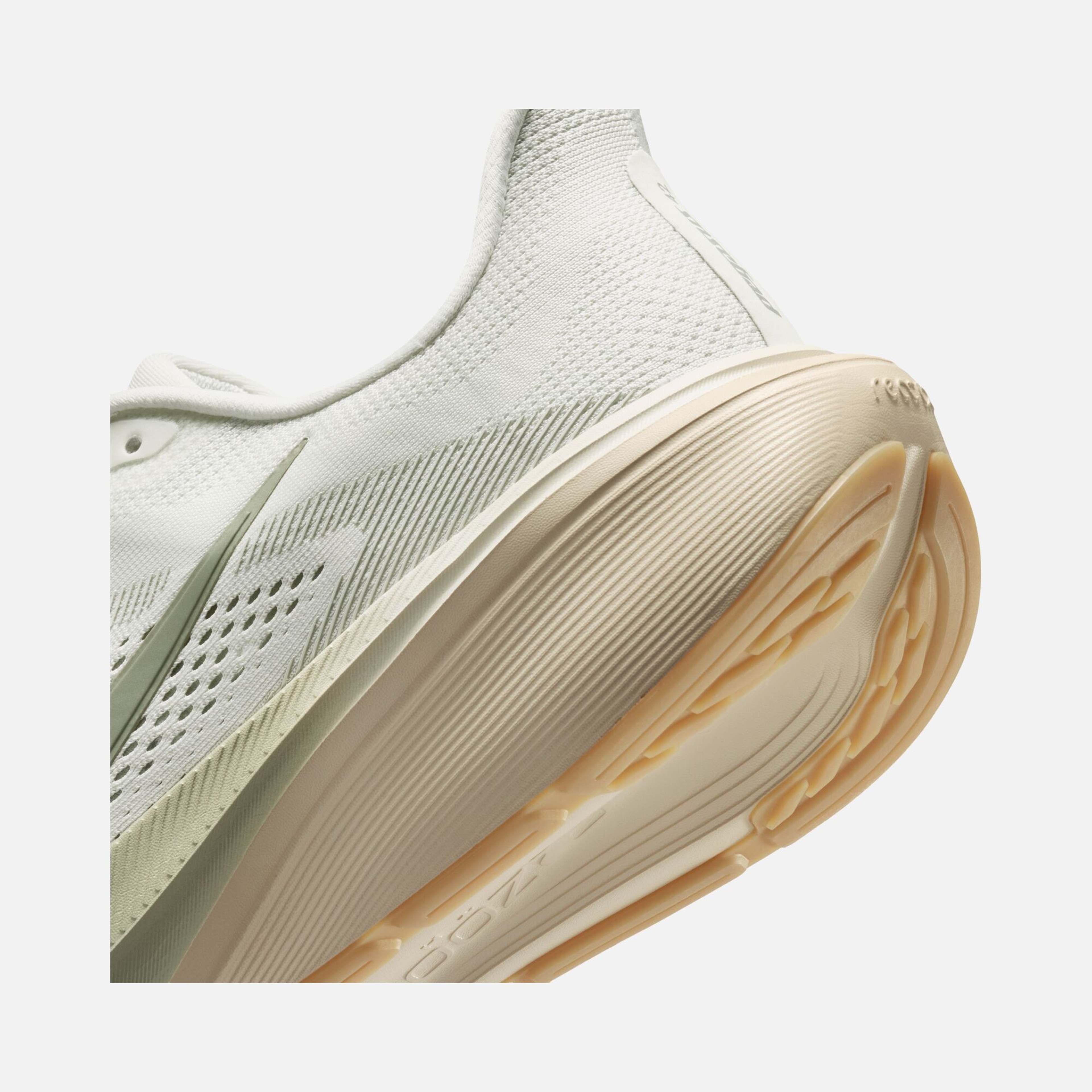 Nike Air Zoom Pegasus 42 Erkek Koşu Ayakkabısı