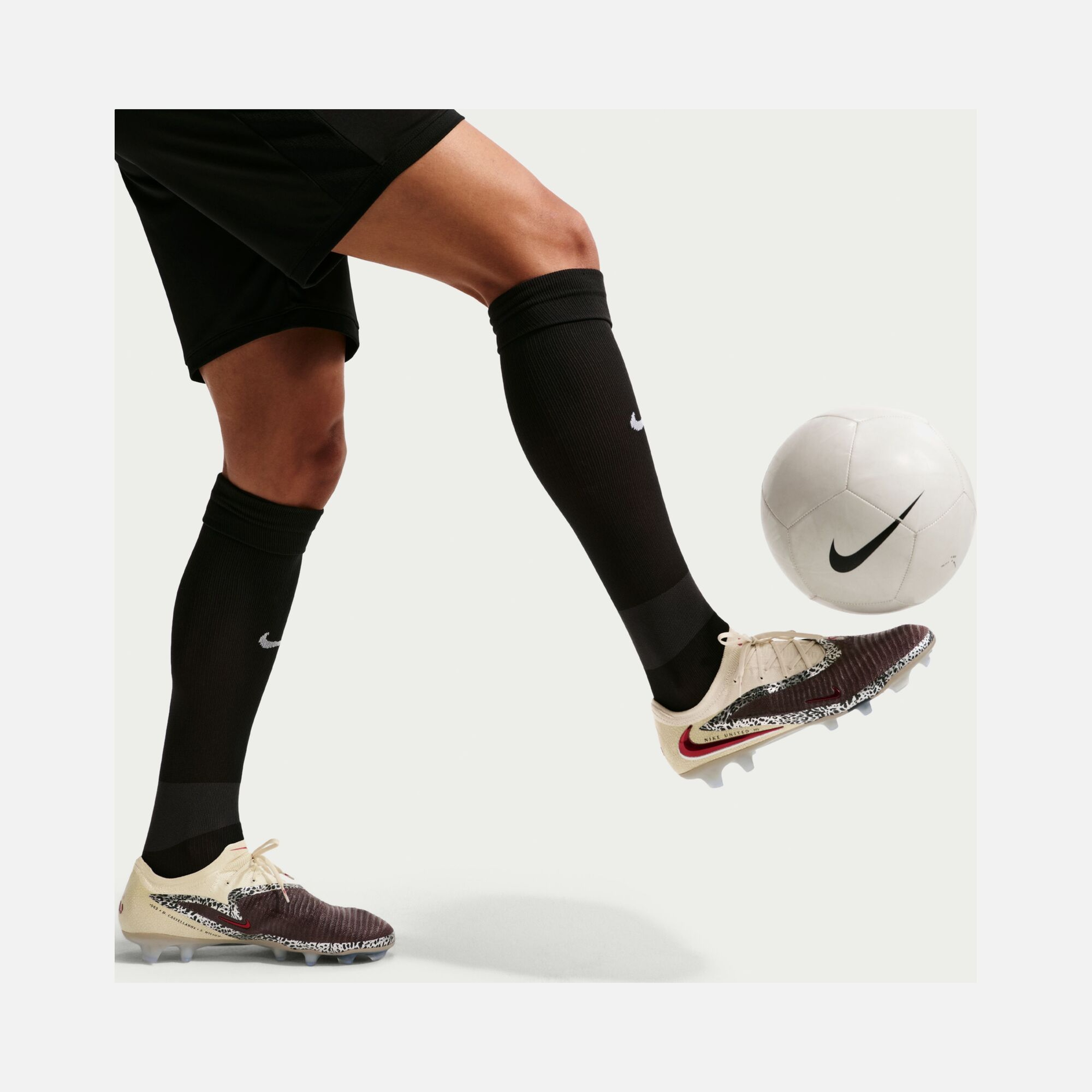 Nike Phantom 6 Low Elite Fg Nu3 Erkek Krampon