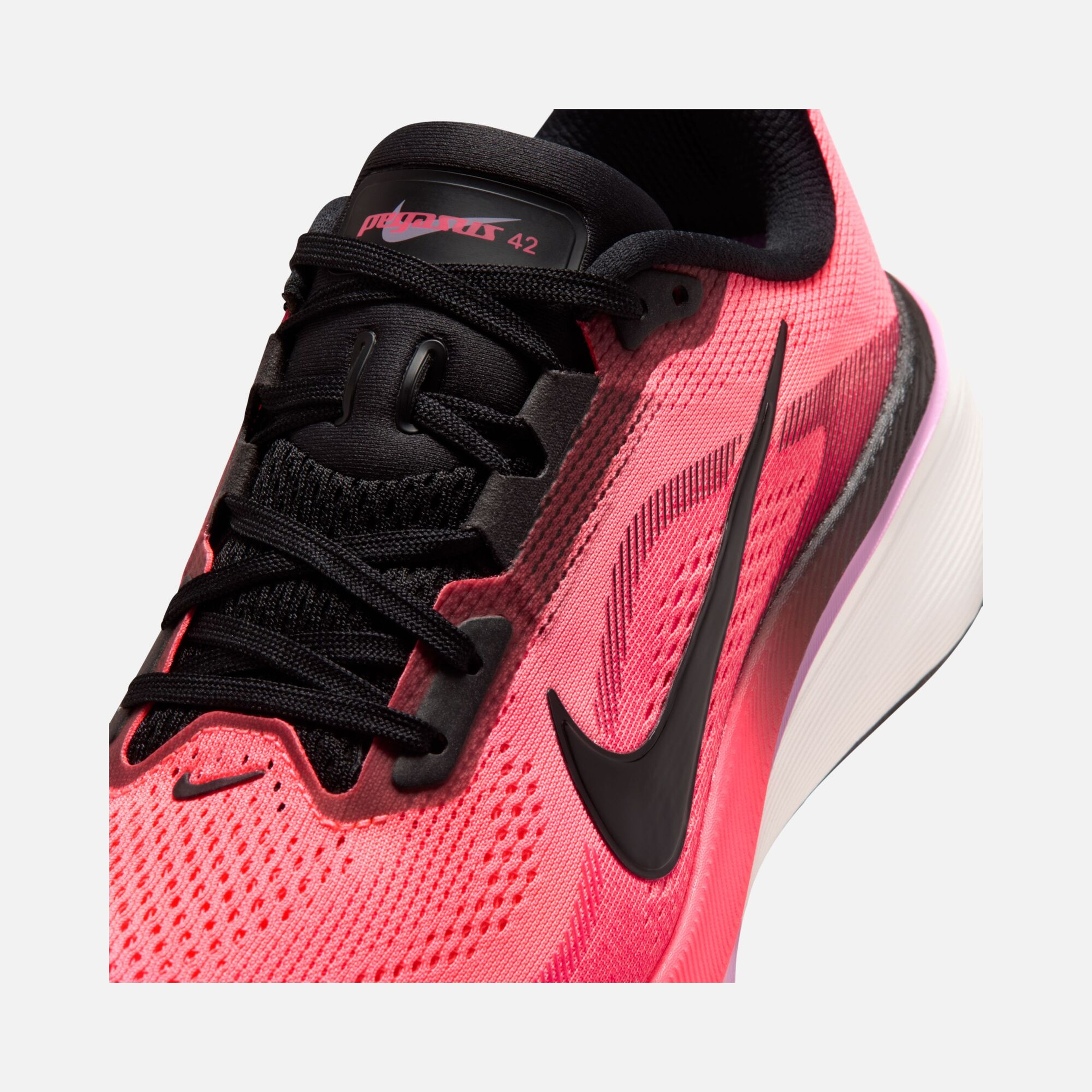 Nike Air Zoom Pegasus 42 Kadın Koşu Ayakkabısı