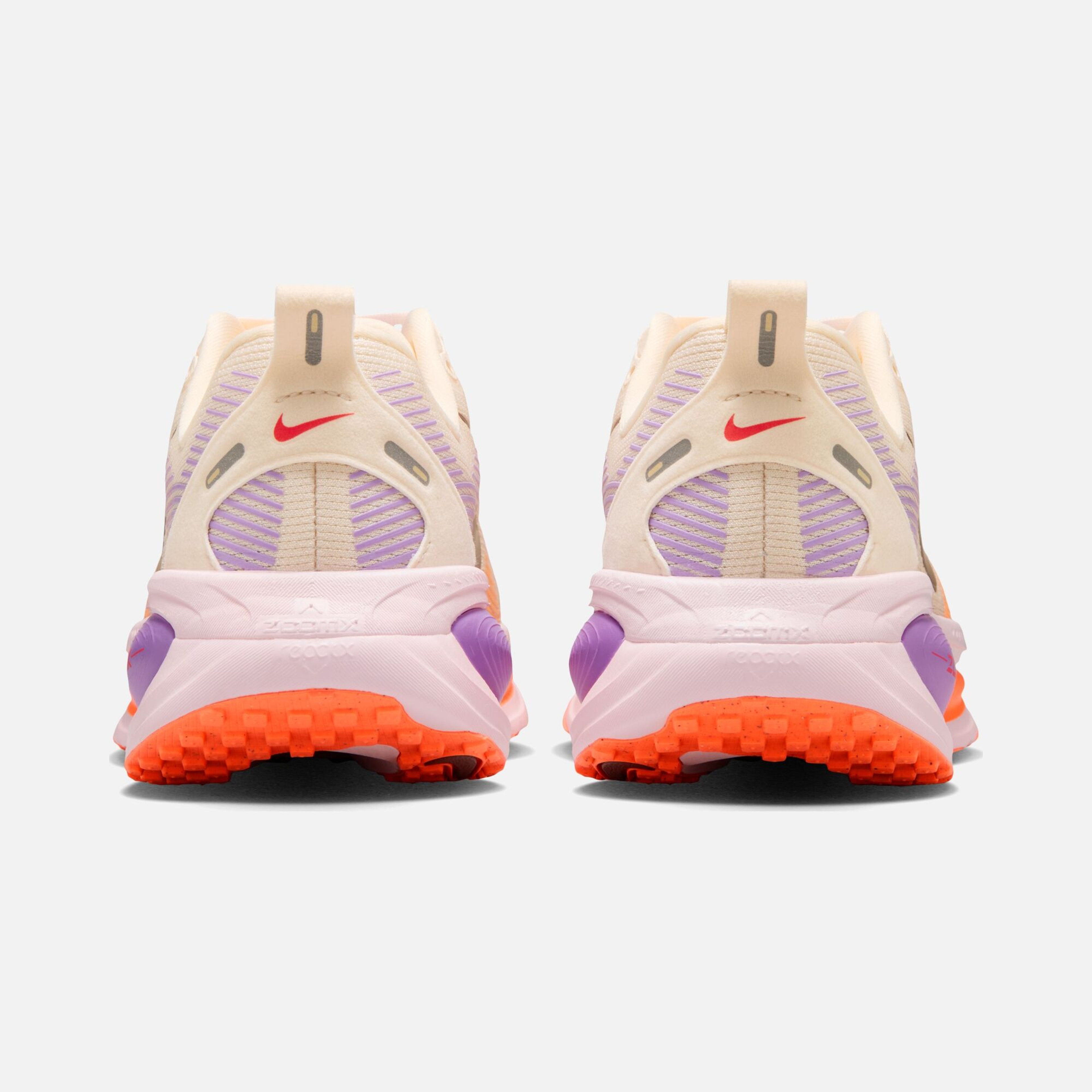 Nike Vomero 18 ZoomX Road Running Kadın Spor Ayakkabı