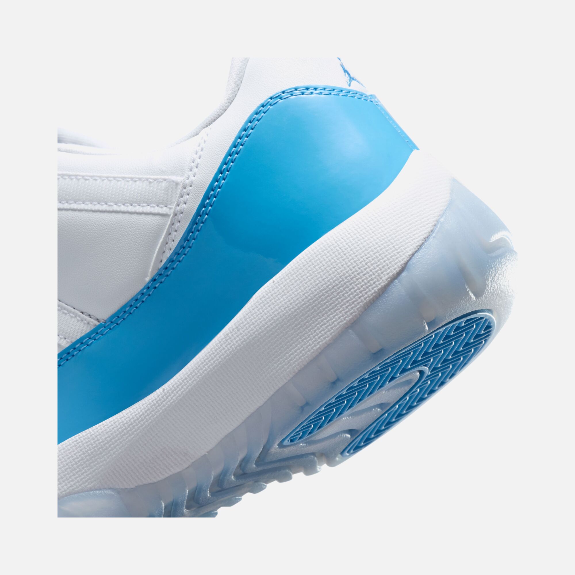 Nike Air Jordan 11 Retro Low Erkek Basketbol Ayakkabı