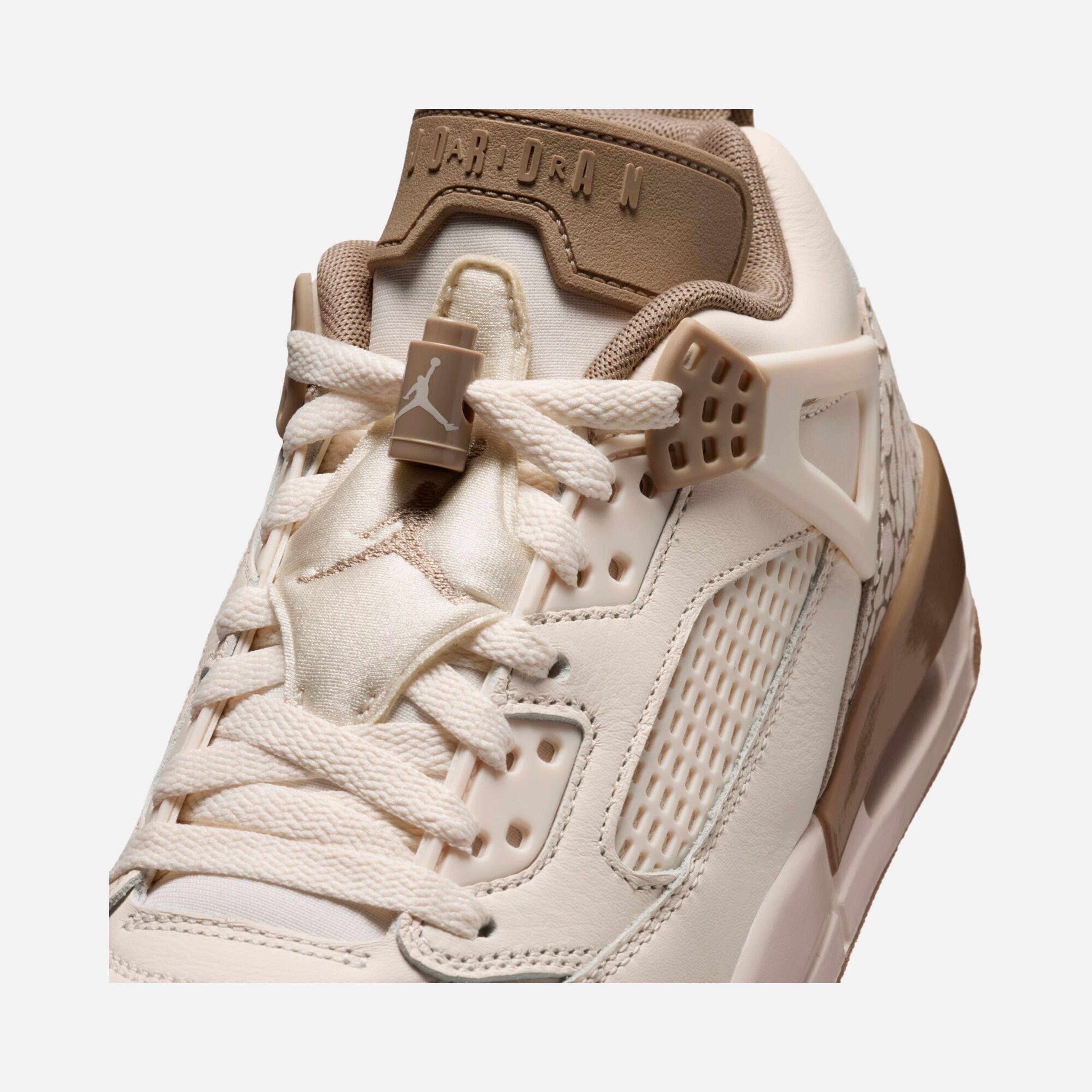 Nike Jordan Spizike Low Kadın Basketbol Ayakkabı