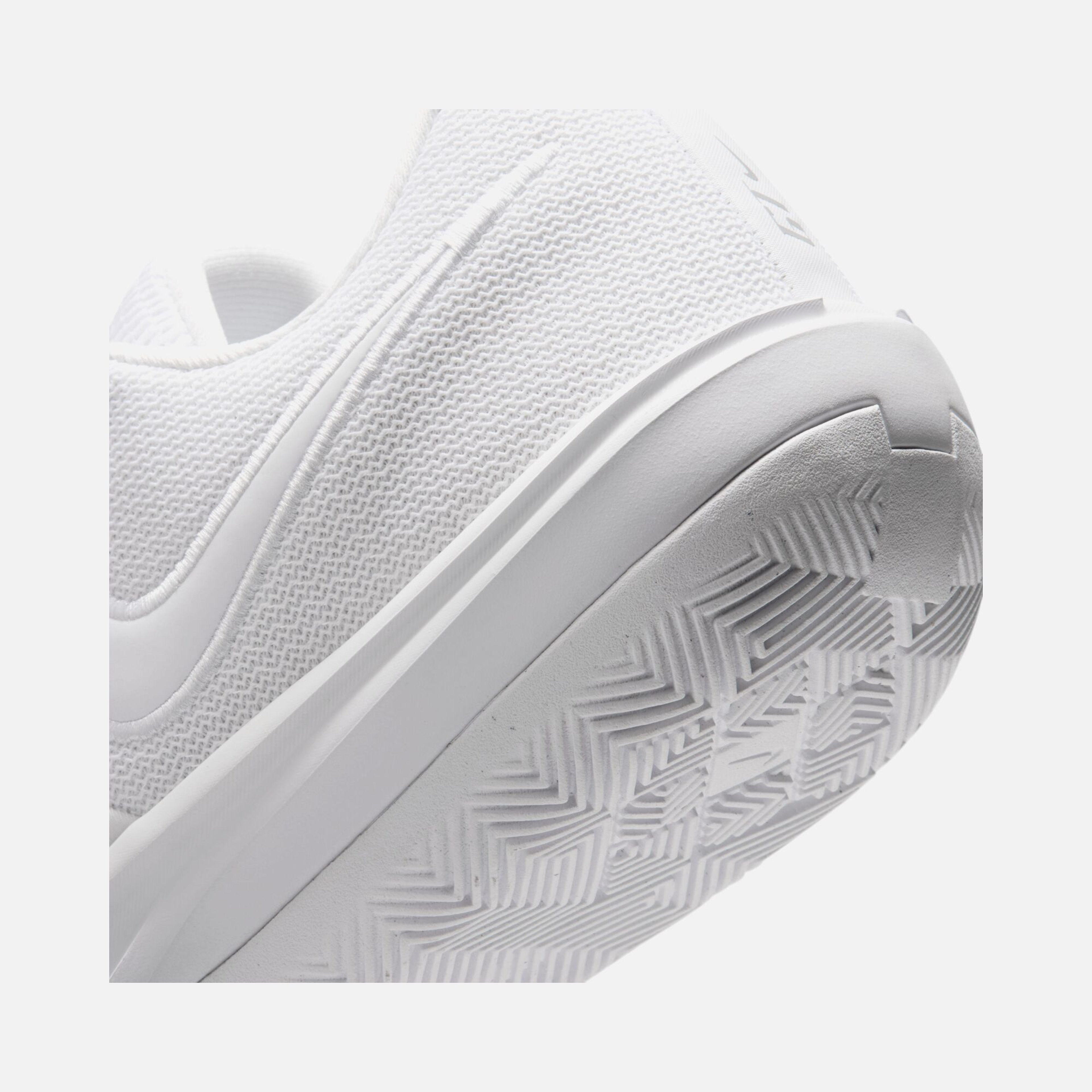 Nike Air Zoom G.T. Cut Academy 2 Erkek Basketbol Ayakkabısı